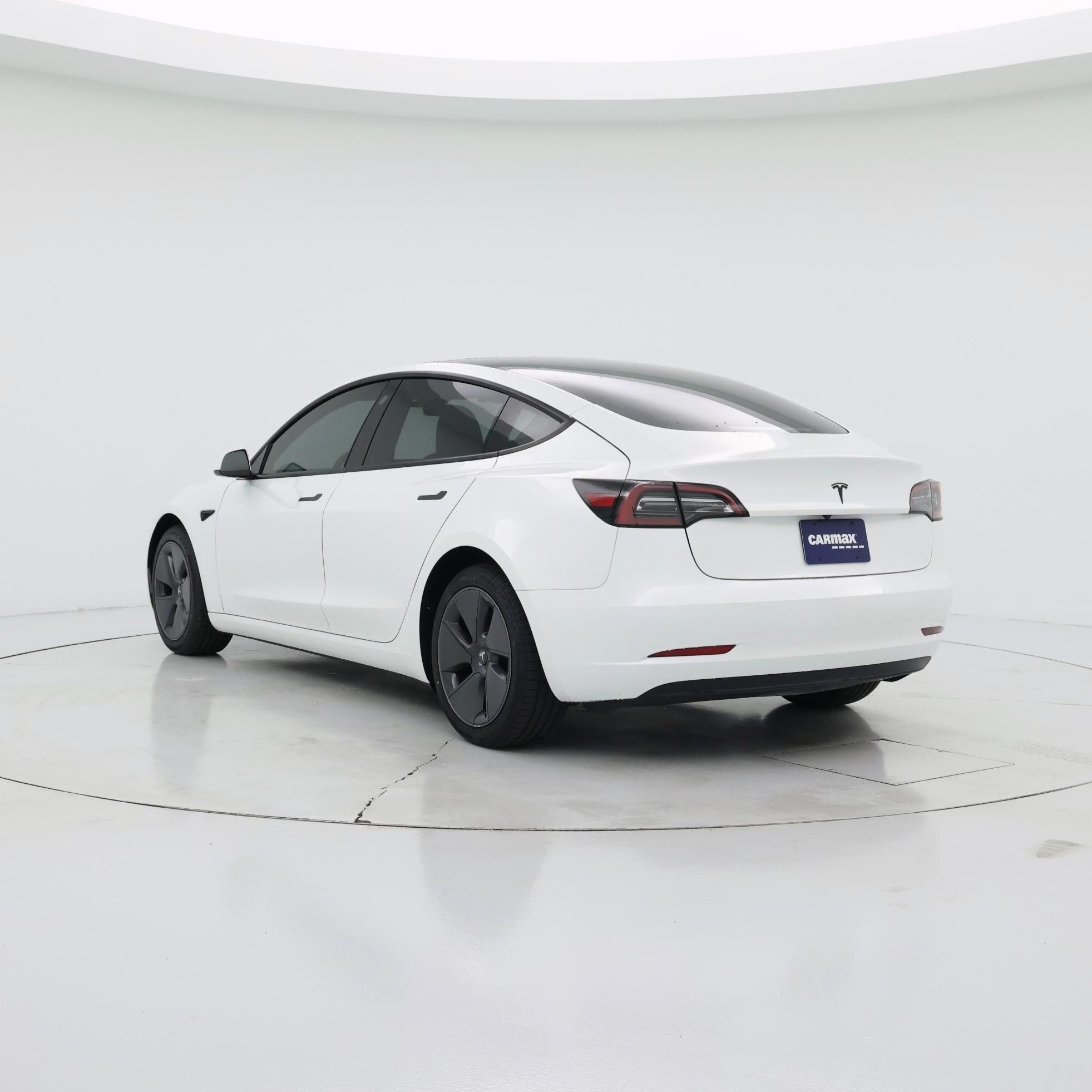 Thumbnail: 2023 Tesla Model 3 - 2