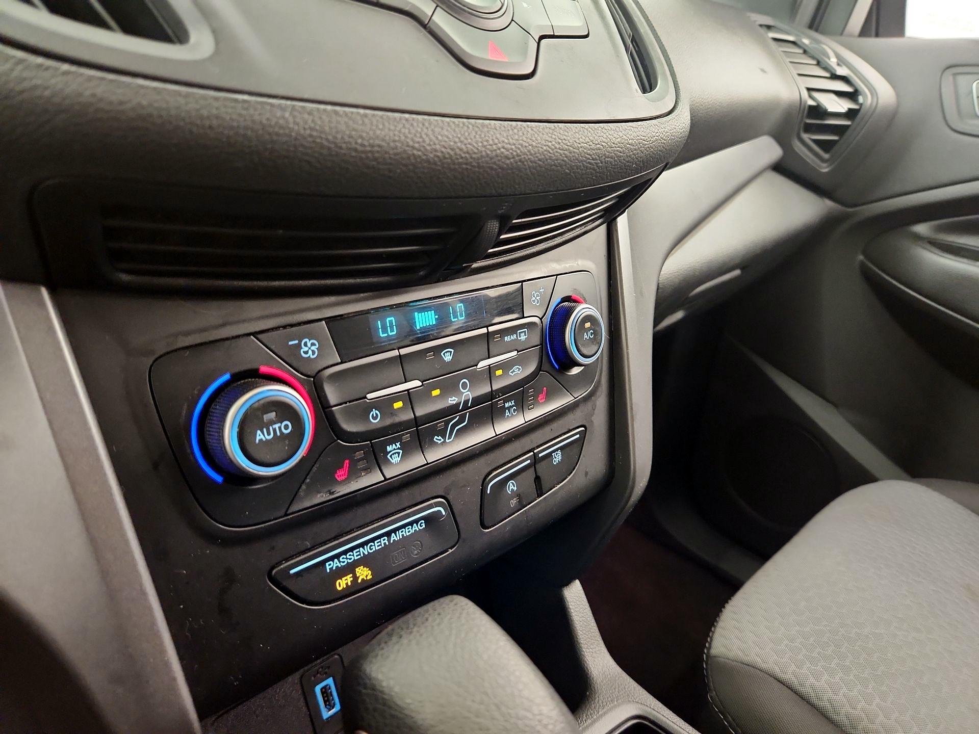 Thumbnail: 2018 Ford Escape - 16