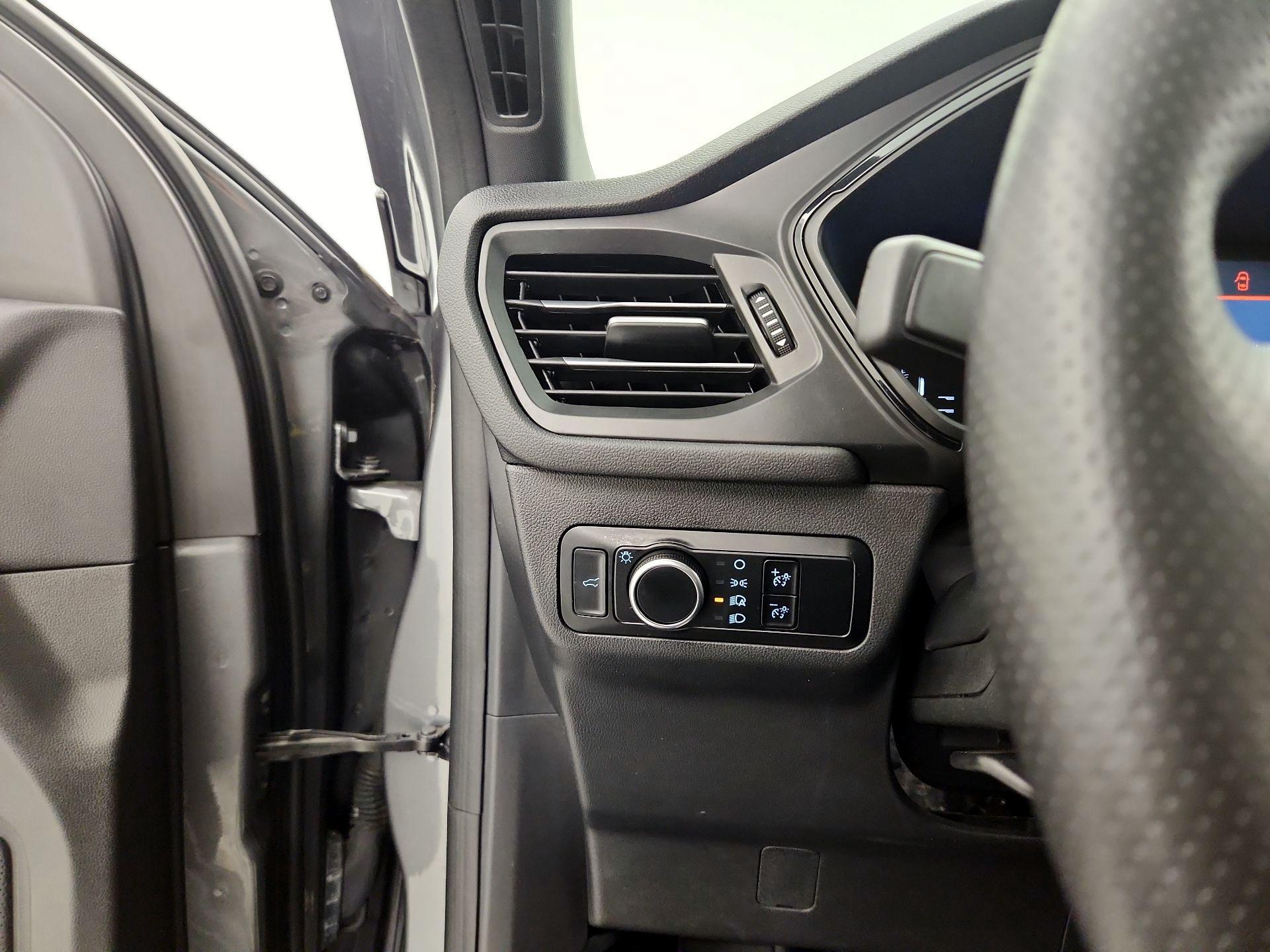 Thumbnail: 2023 Ford Escape - 13