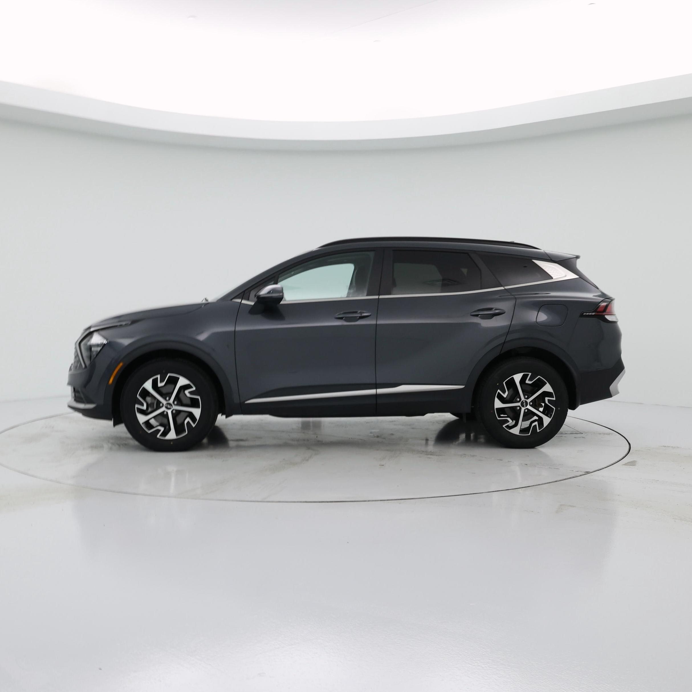 Thumbnail: 2023 Kia Sportage - 3