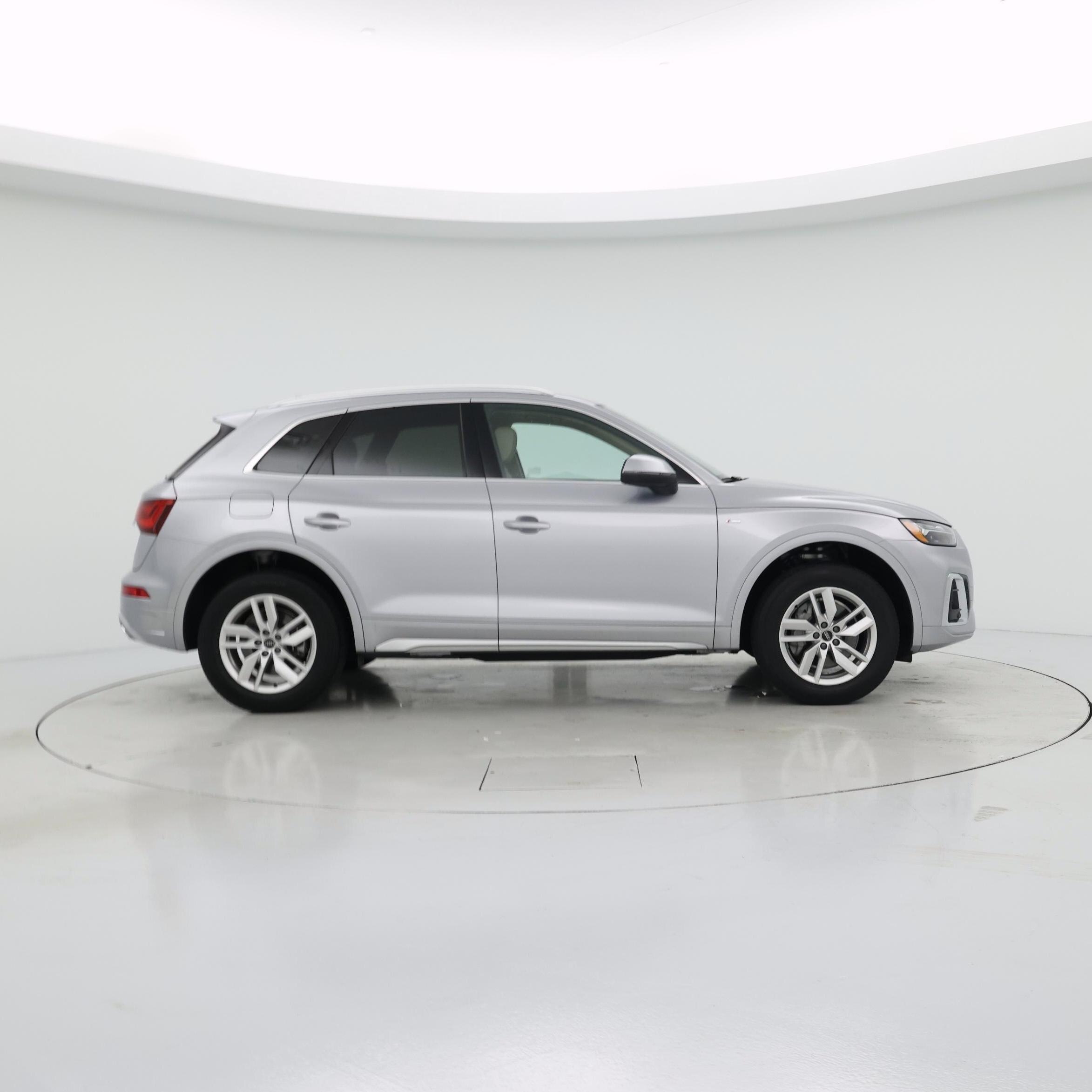 Thumbnail: 2024 Audi Q5 - 7