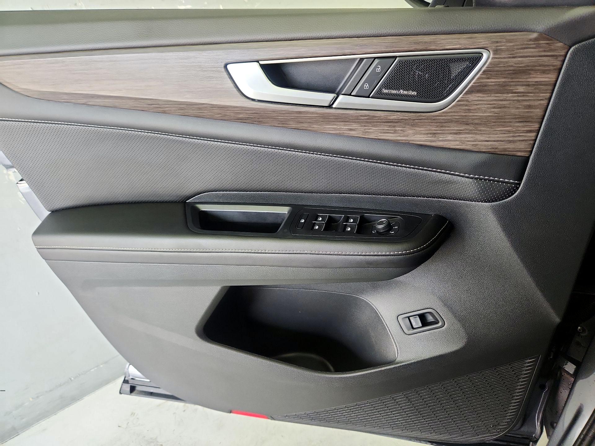 Thumbnail: 2024 Volkswagen Atlas - 12