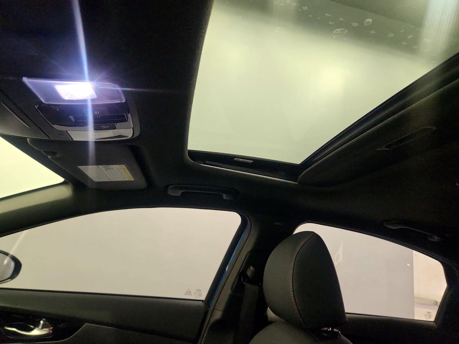 2023 Kia Forte GT - Photo 20