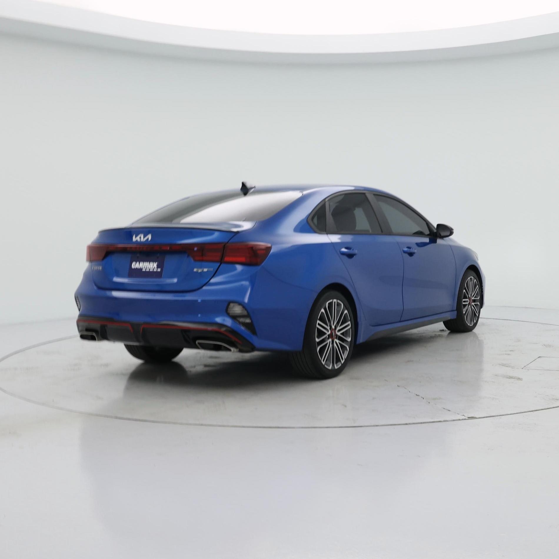 Thumbnail: 2023 Kia Forte - 8