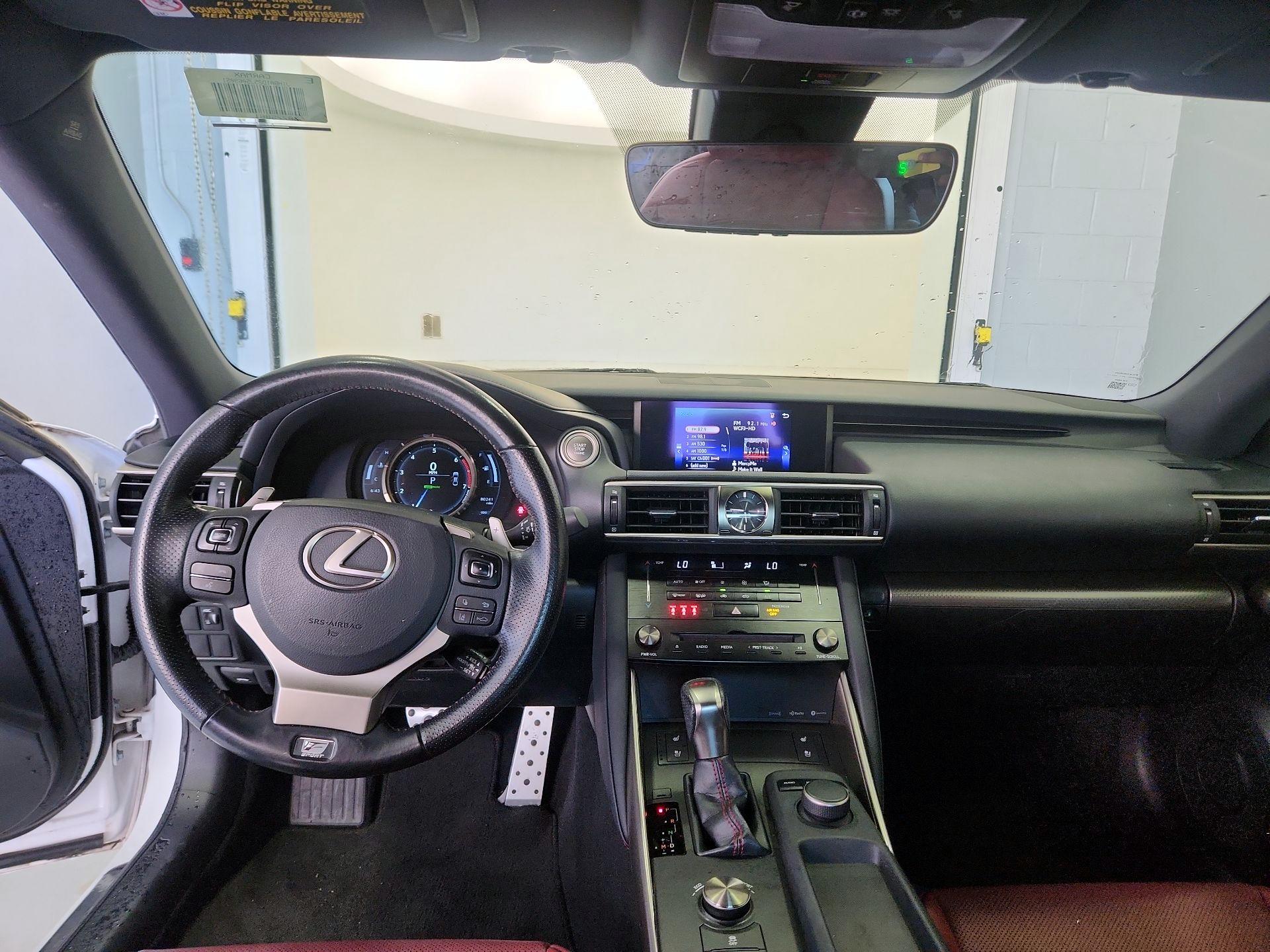 Thumbnail: 2018 Lexus IS - 9