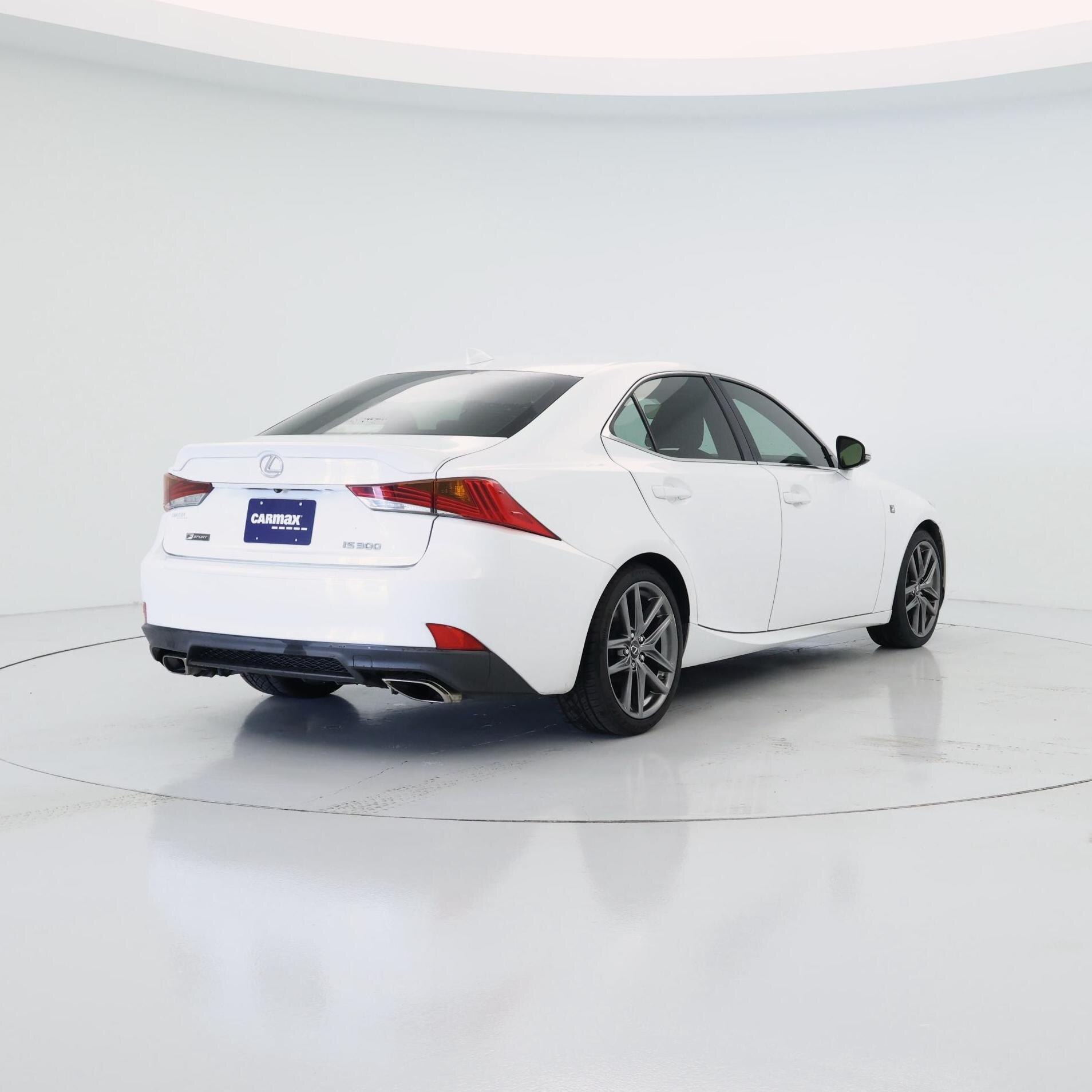 Thumbnail: 2018 Lexus IS - 8
