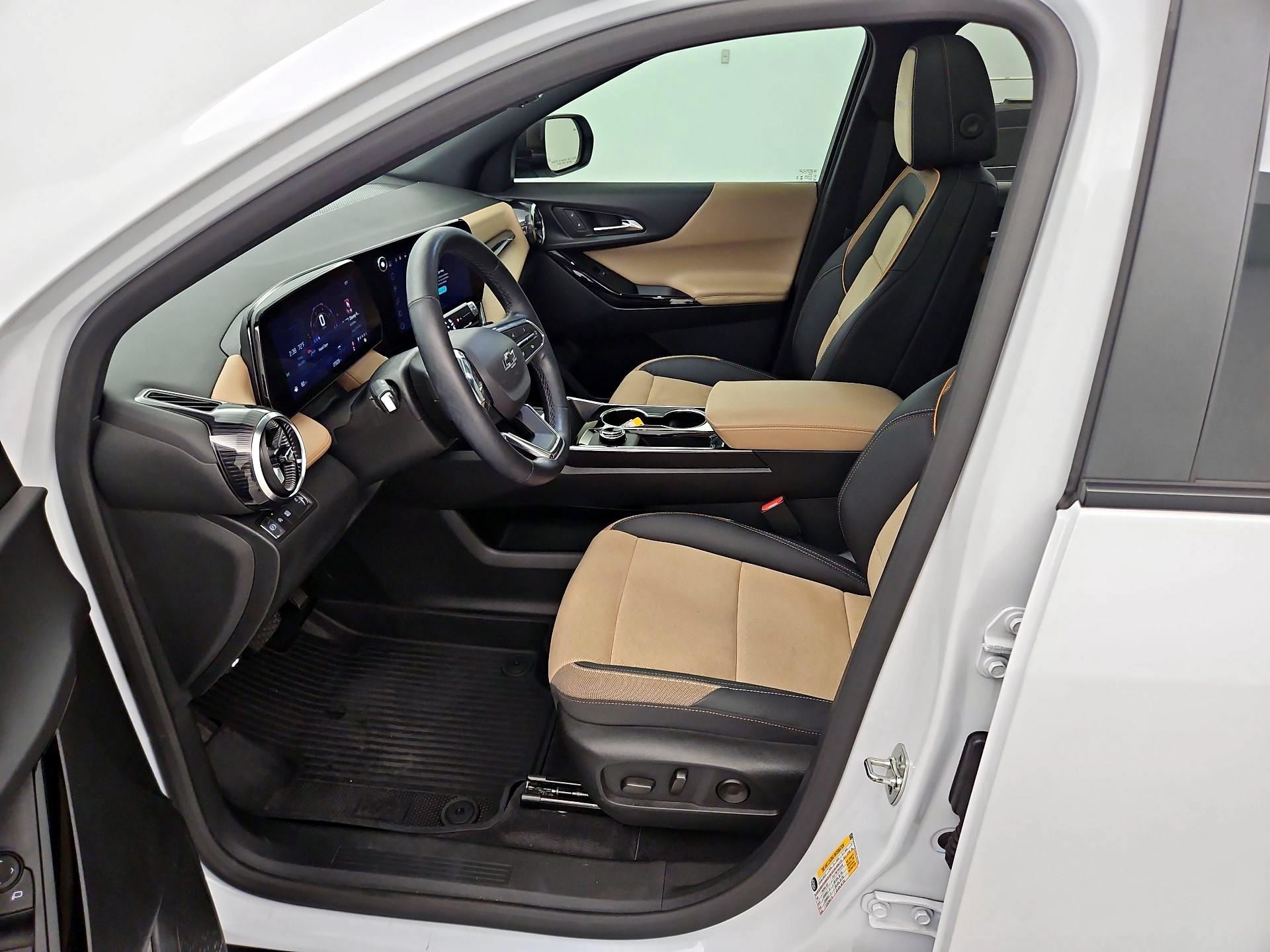 Thumbnail: 2025 Chevrolet Equinox - 11