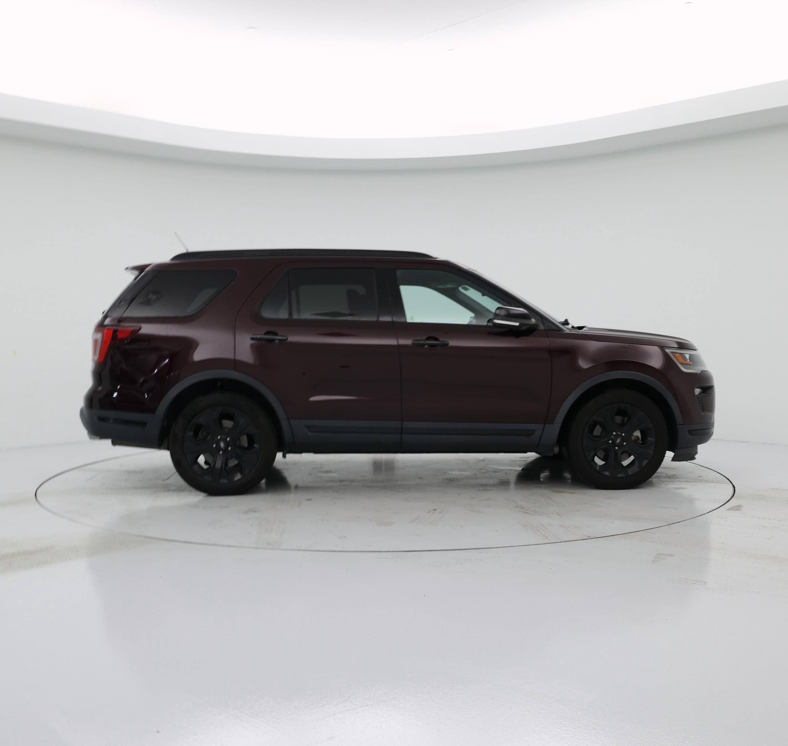 Thumbnail: 2019 Ford Explorer - 7
