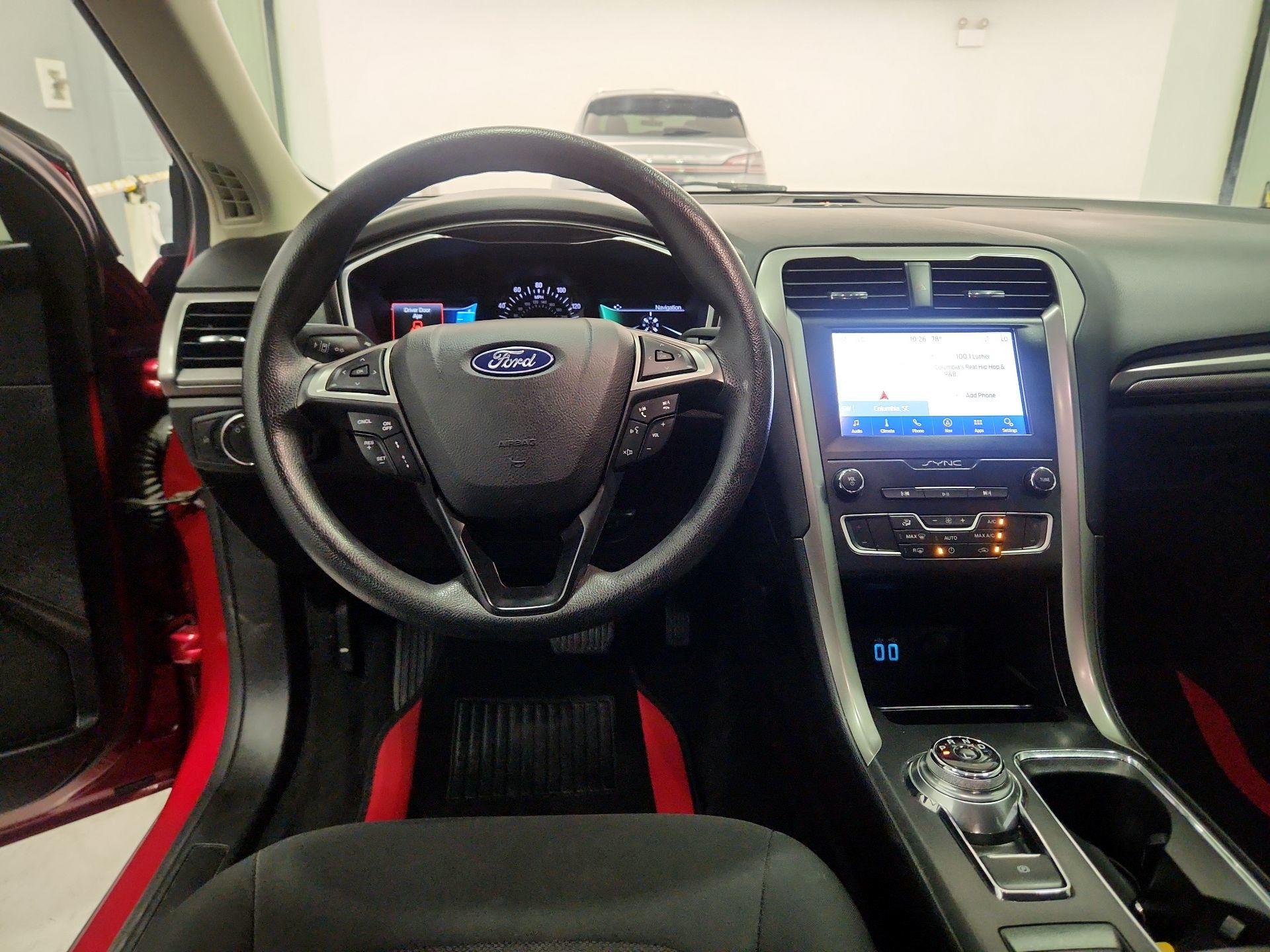 Thumbnail: 2020 Ford Fusion - 10