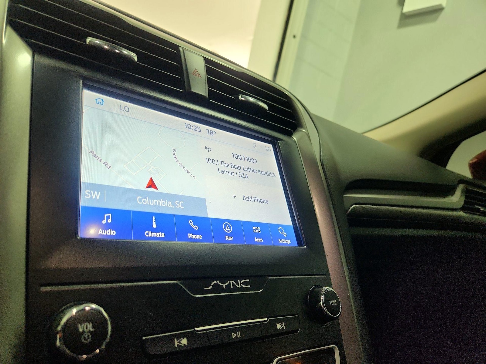 2020 Ford Fusion SE - Photo 16