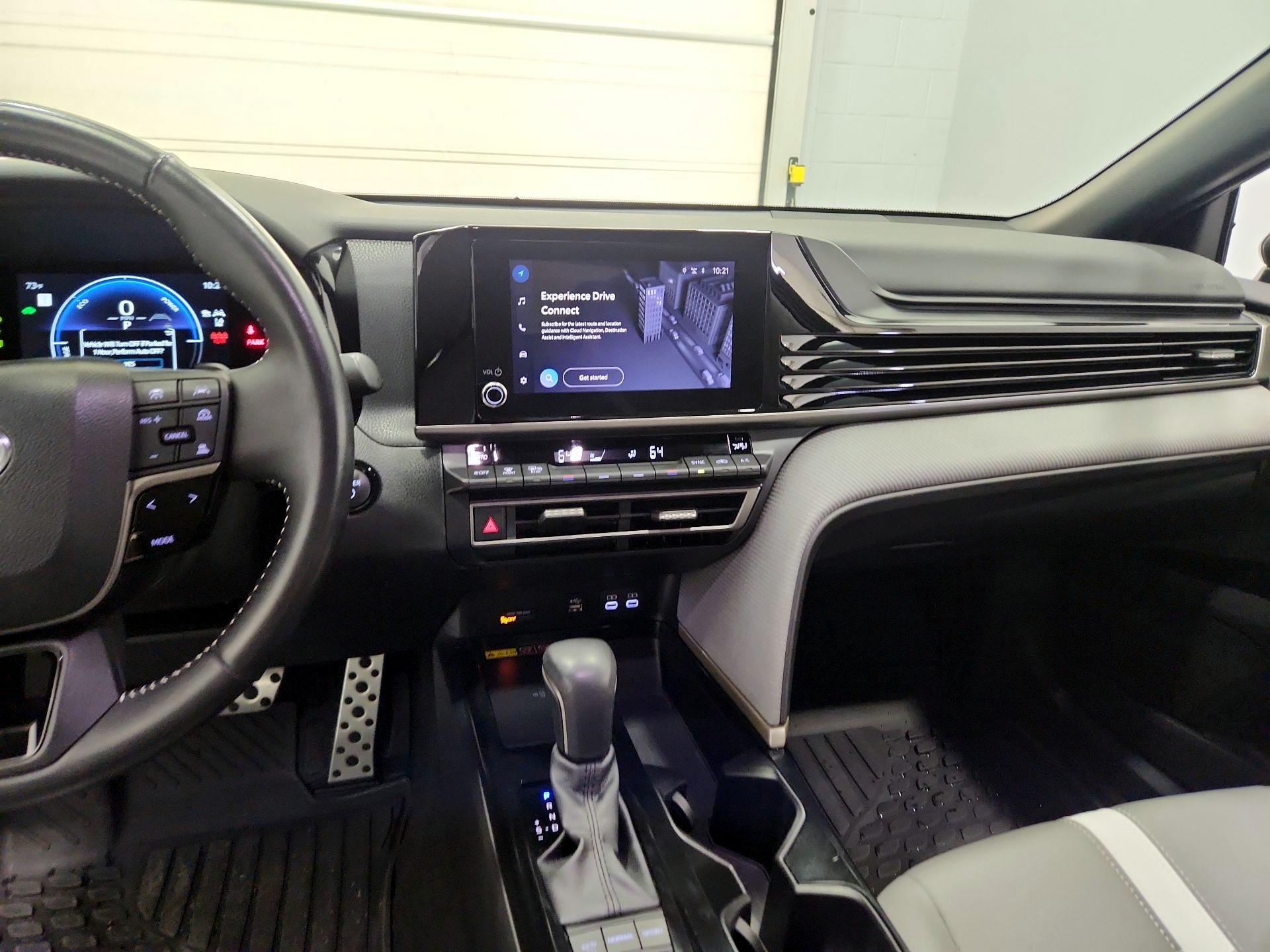 Thumbnail: 2025 Toyota Camry - 9