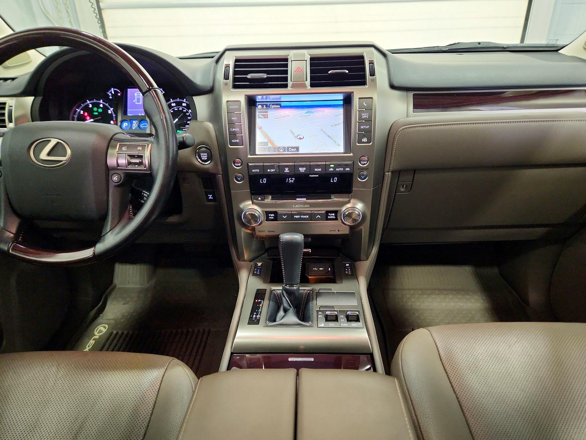 Thumbnail: 2019 Lexus GX - 9