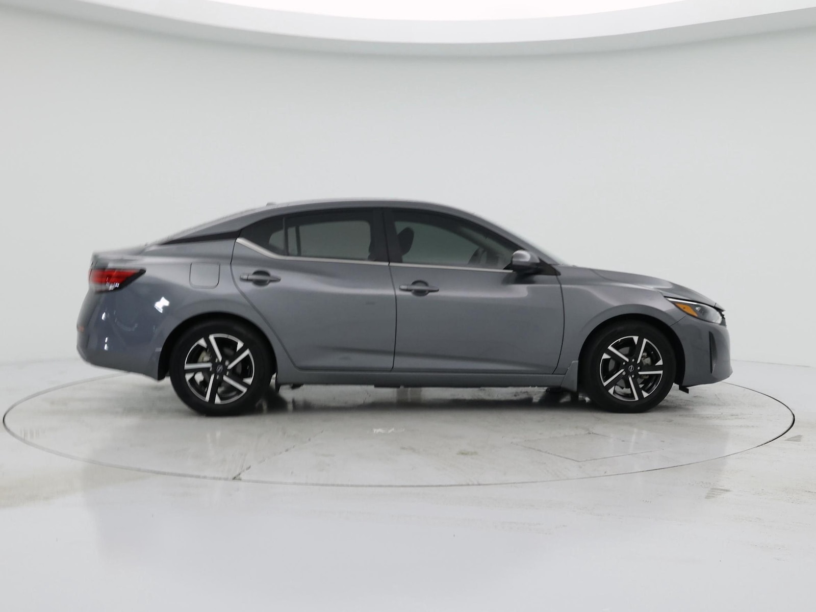 2024 Nissan Sentra SV - Photo 8