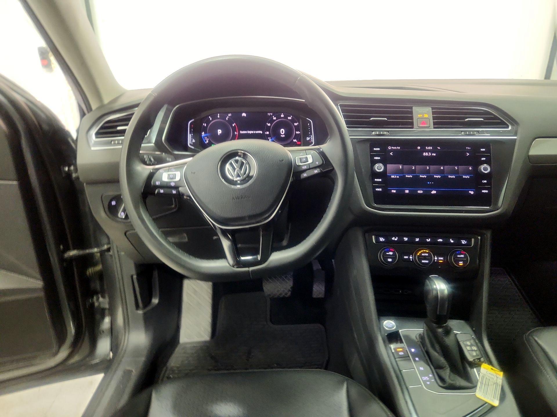 Thumbnail: 2020 Volkswagen Tiguan - 10