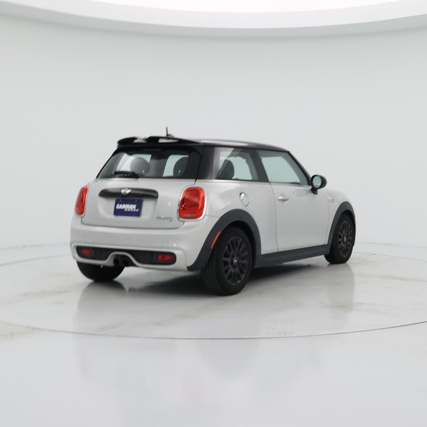 Thumbnail: 2017 MINI Cooper Hardtop - 8