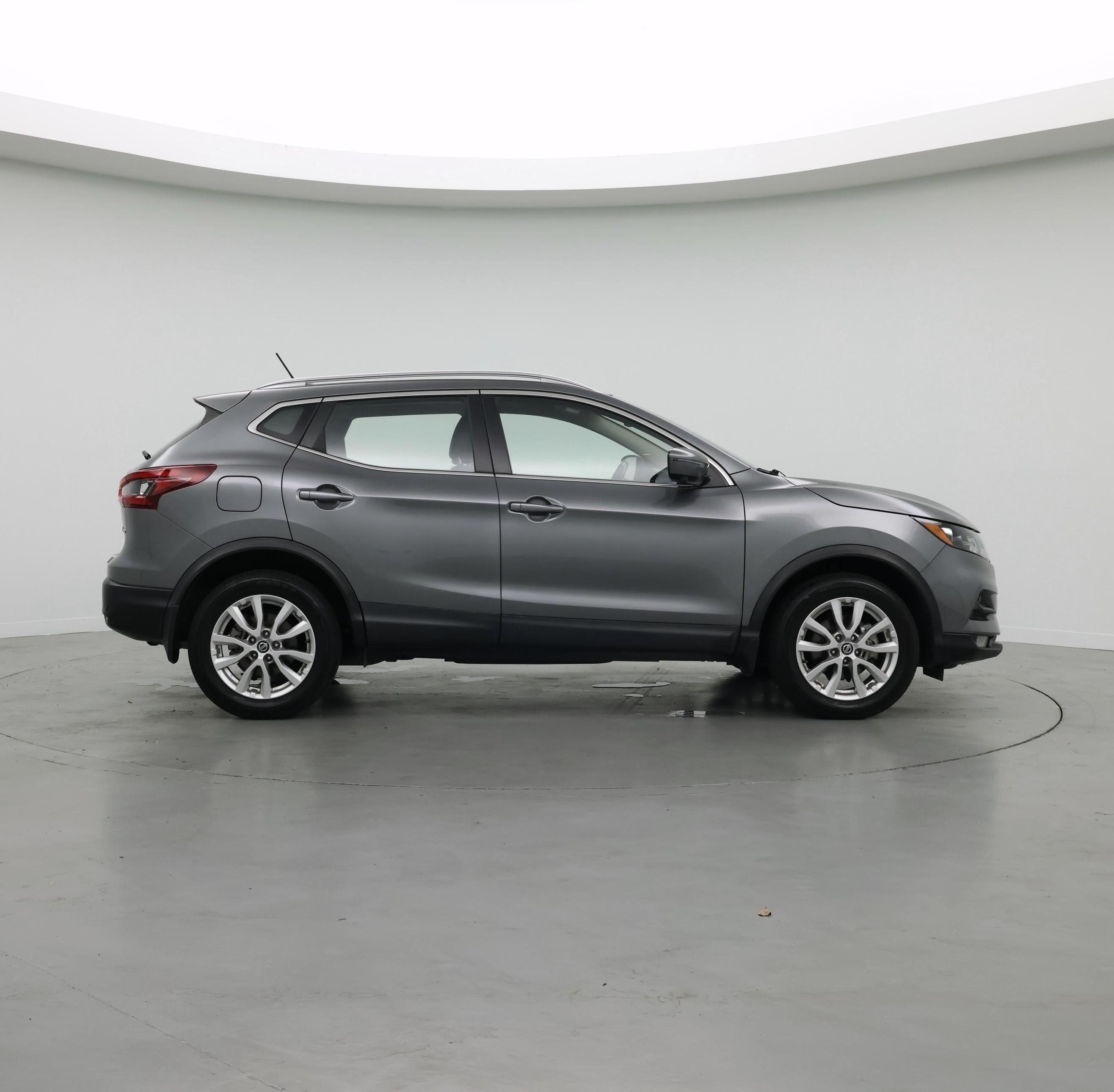 Thumbnail: 2021 Nissan Rogue Sport - 7
