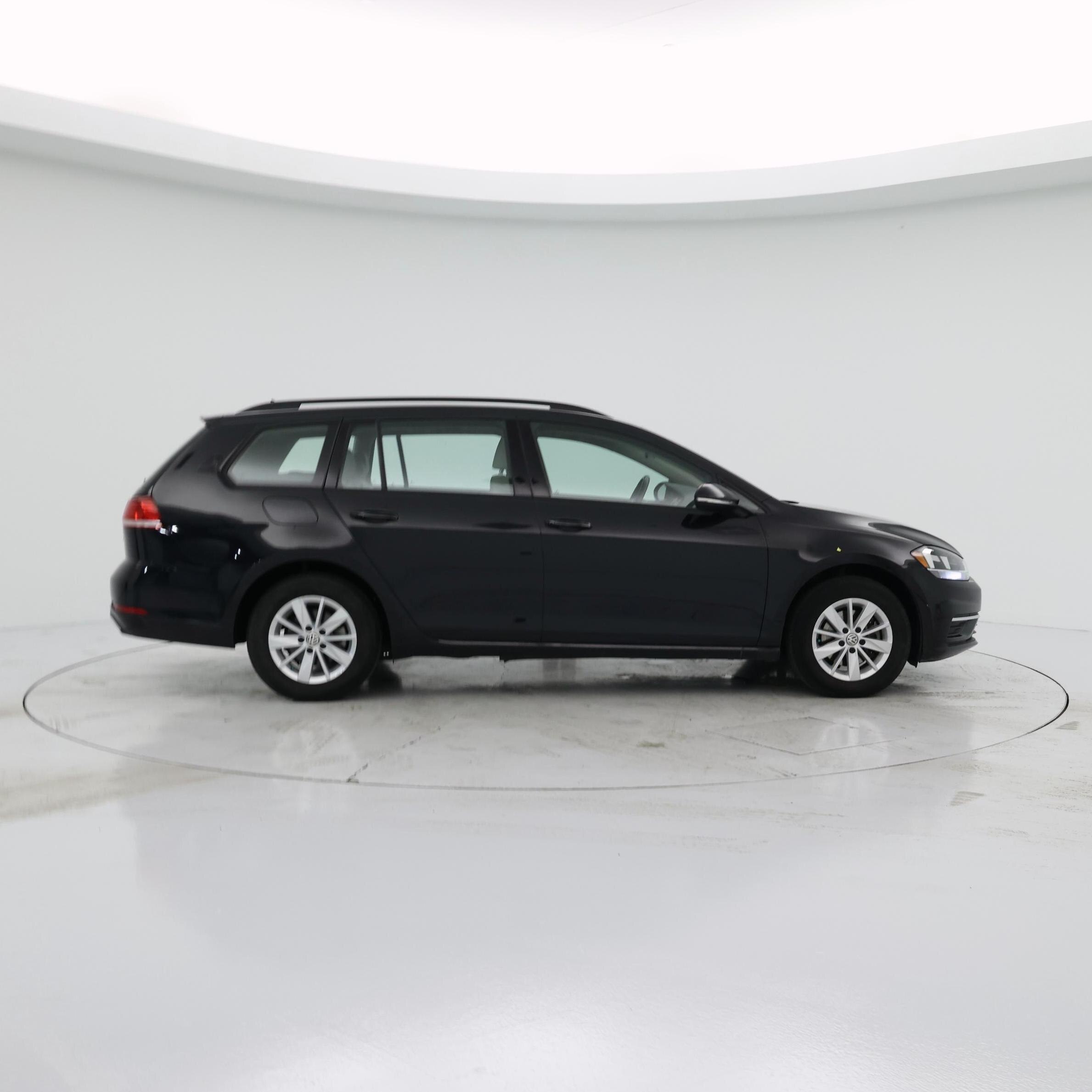 Thumbnail: 2018 Volkswagen Golf - 7