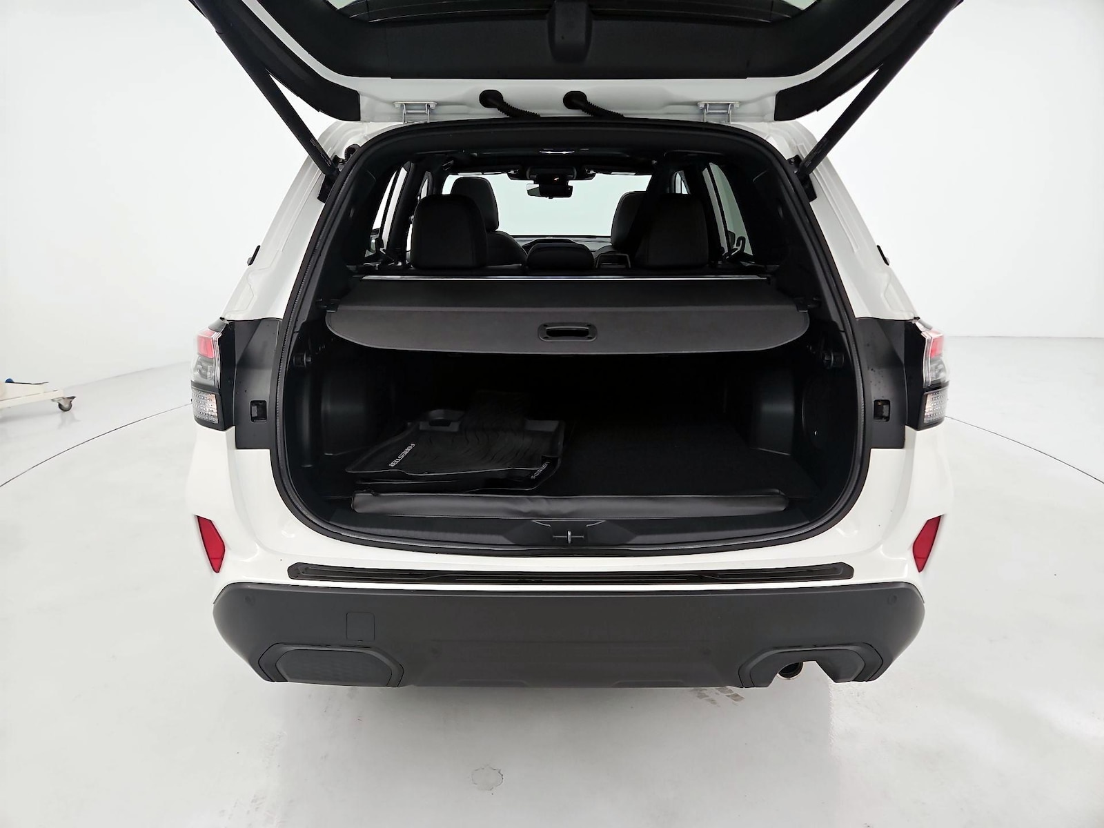 2026 Subaru Forester Touring - Photo 23