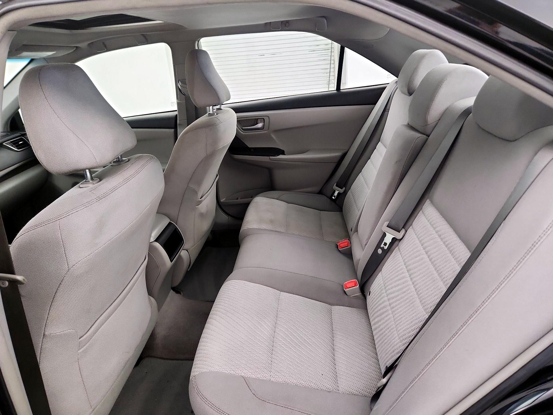 Thumbnail: 2017 Toyota Camry - 19