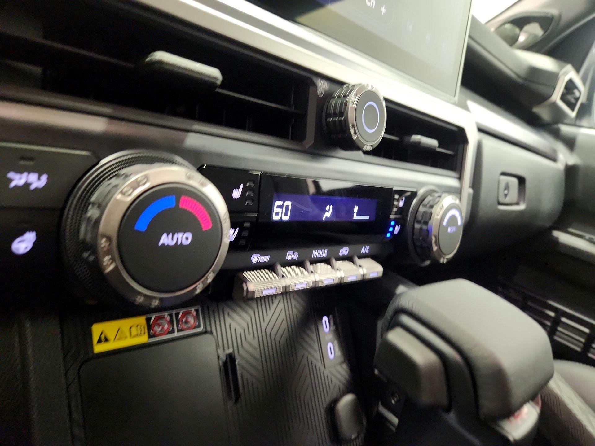 Thumbnail: 2026 Toyota 4Runner - 16