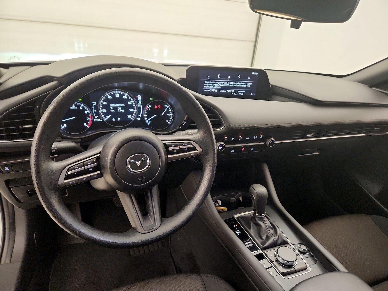 2023 Mazda Mazda3 S - Photo 10