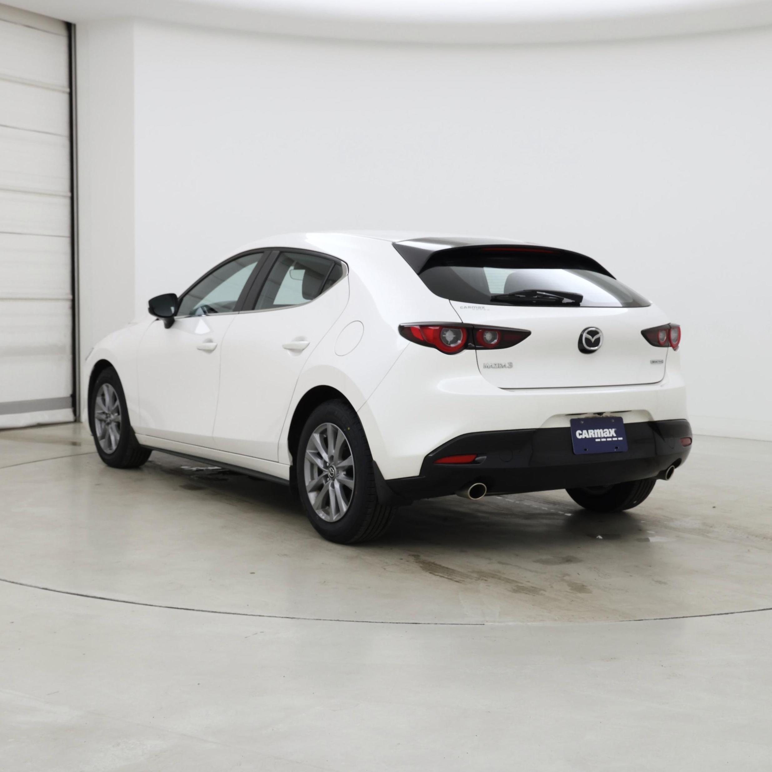 Thumbnail: 2023 Mazda Mazda3 - 2