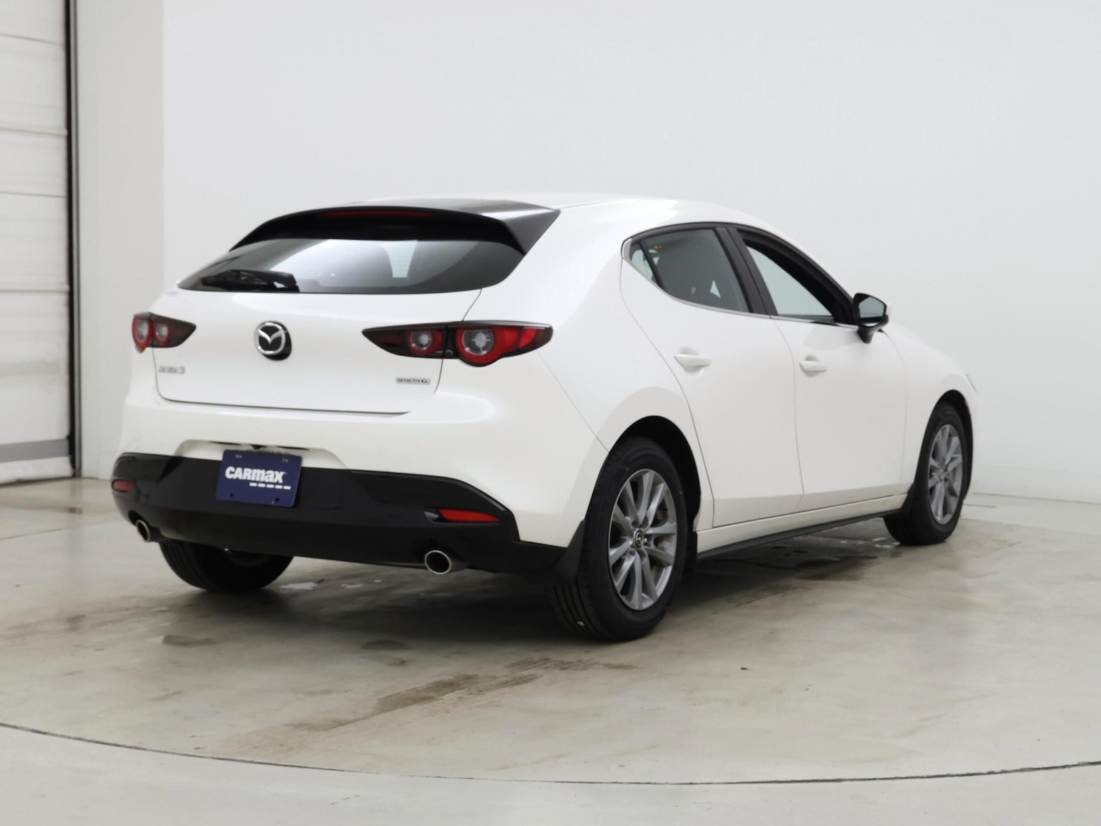 2023 Mazda Mazda3 S - Photo 9