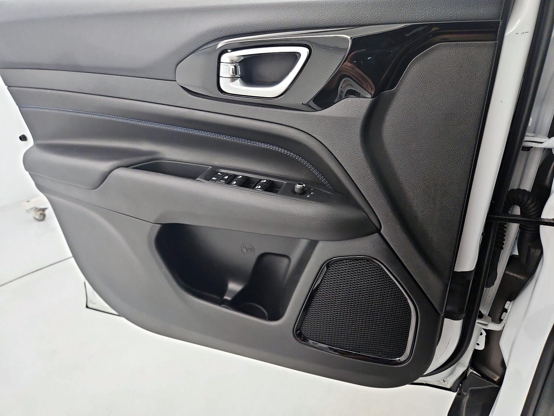 Thumbnail: 2026 Jeep Compass - 12