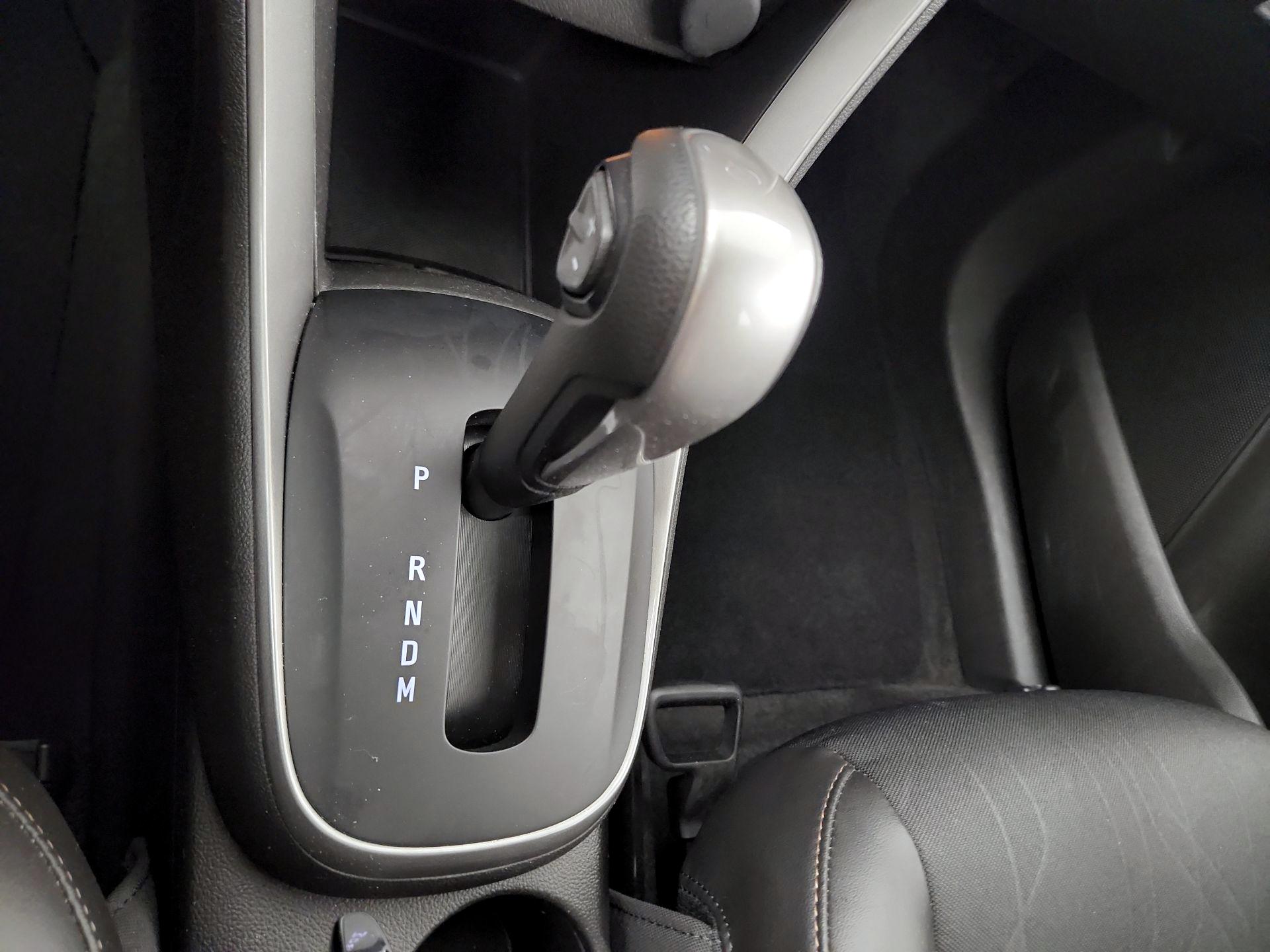 Thumbnail: 2022 Chevrolet Trax - 15