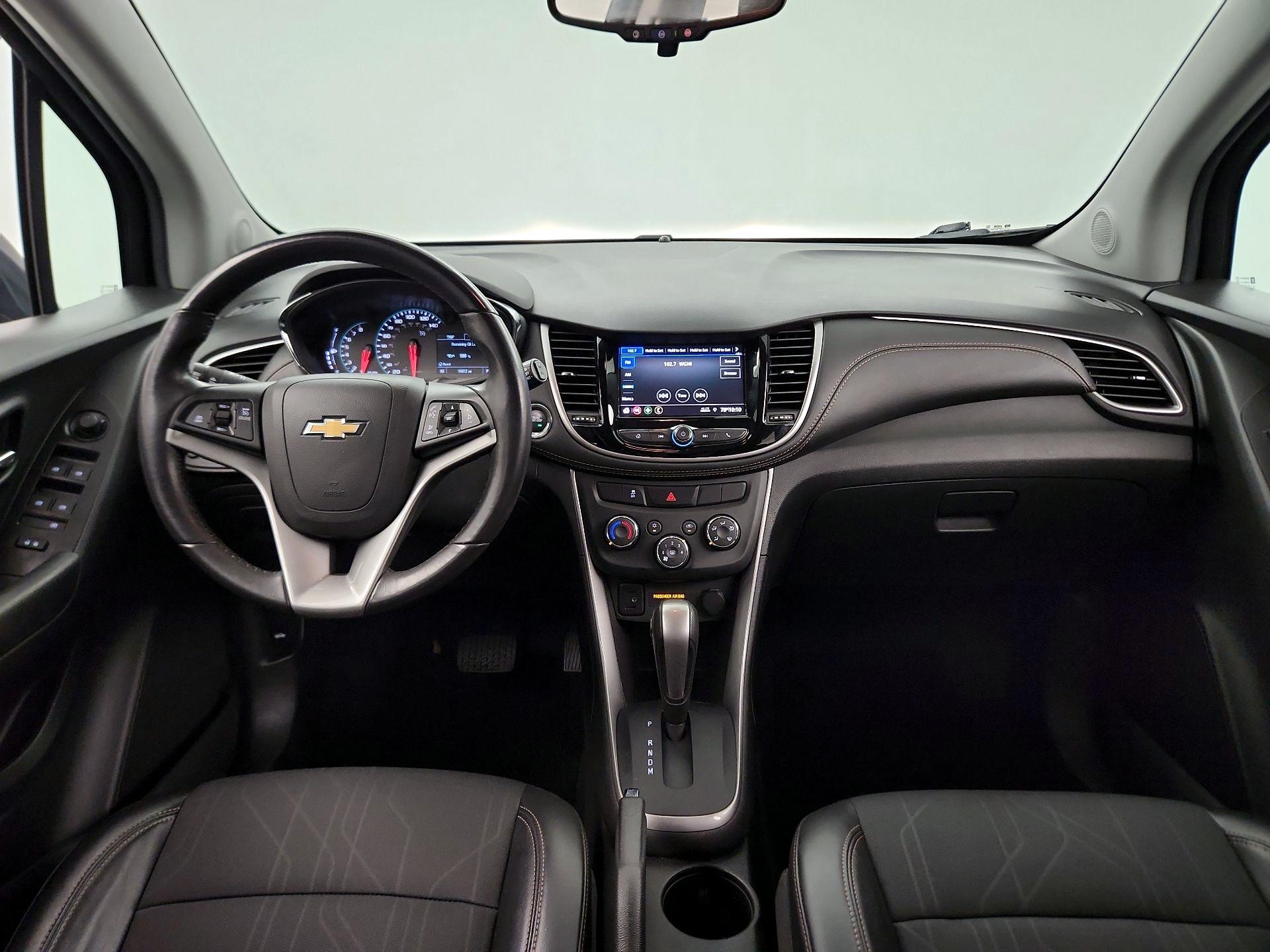Thumbnail: 2022 Chevrolet Trax - 8