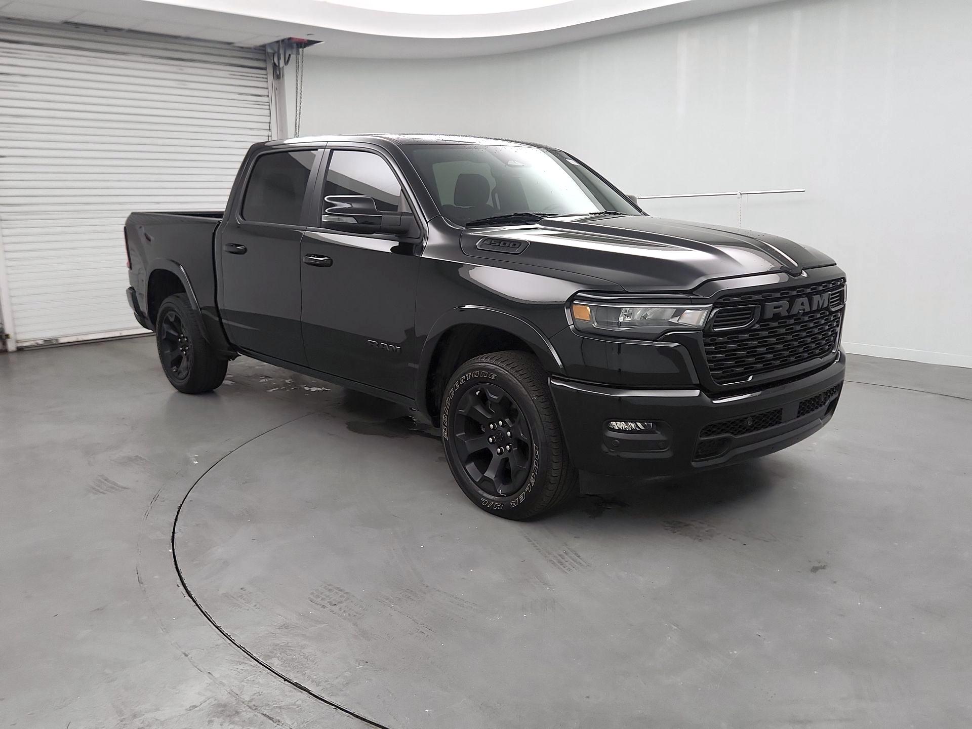 Thumbnail: 2025 RAM 1500 - 1