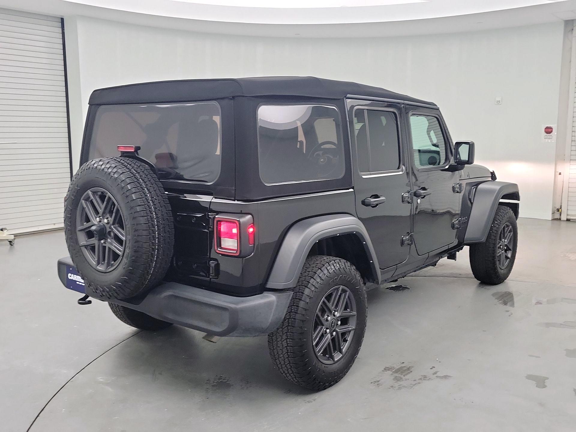 Thumbnail: 2024 Jeep Wrangler - 5