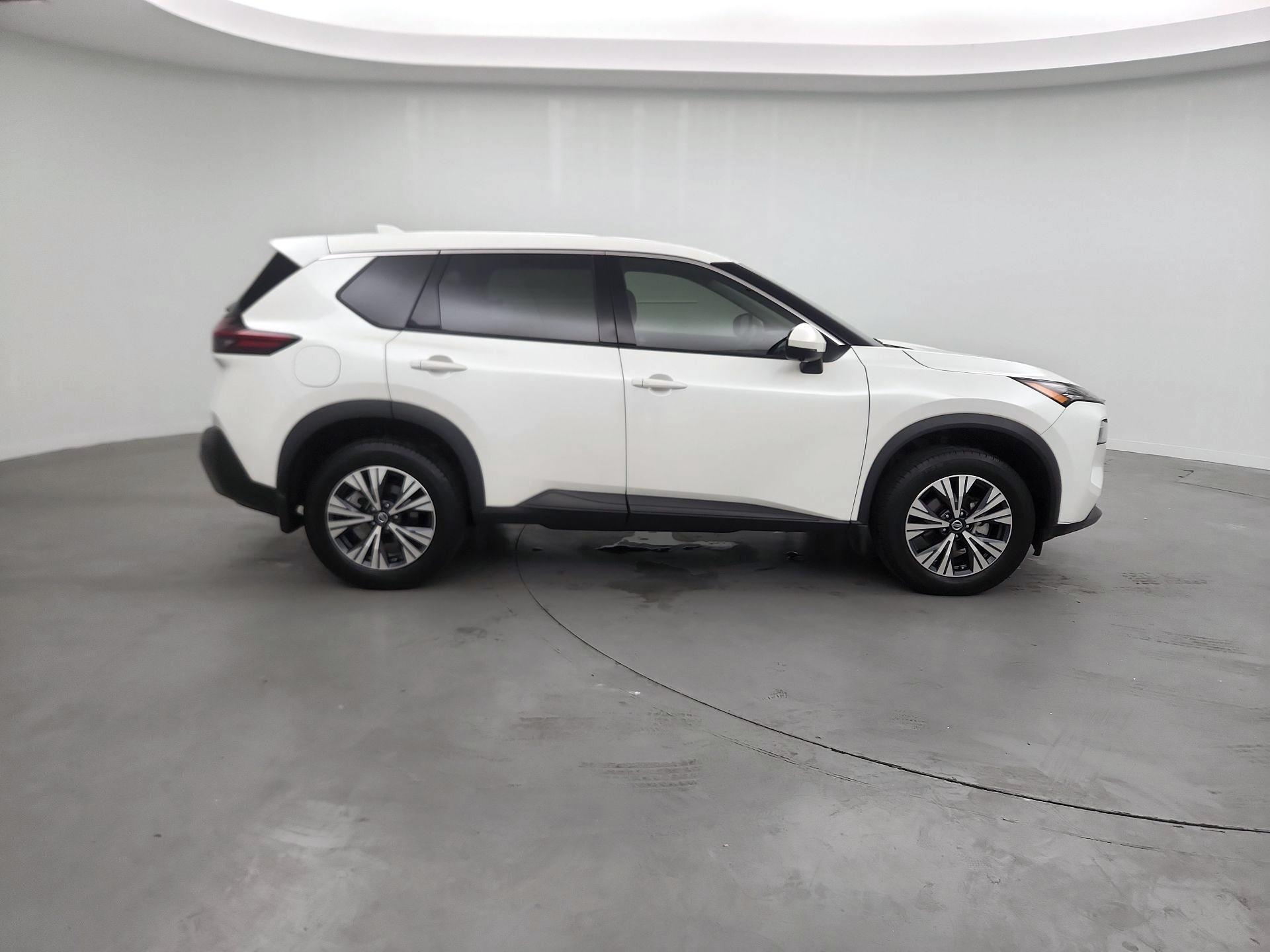 Thumbnail: 2021 Nissan Rogue - 4
