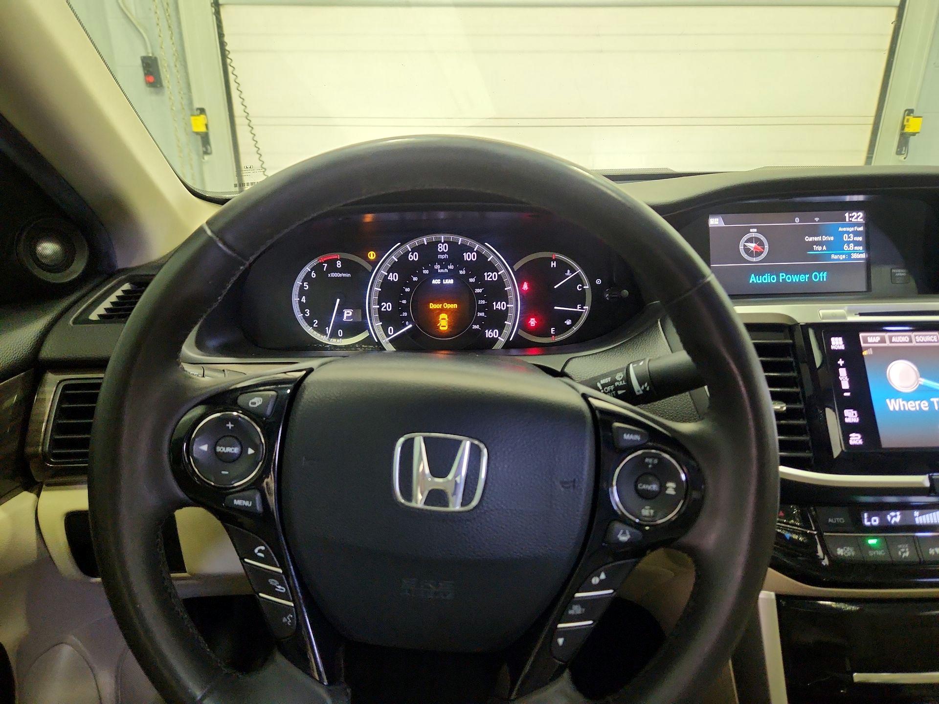 Thumbnail: 2016 Honda Accord - 10