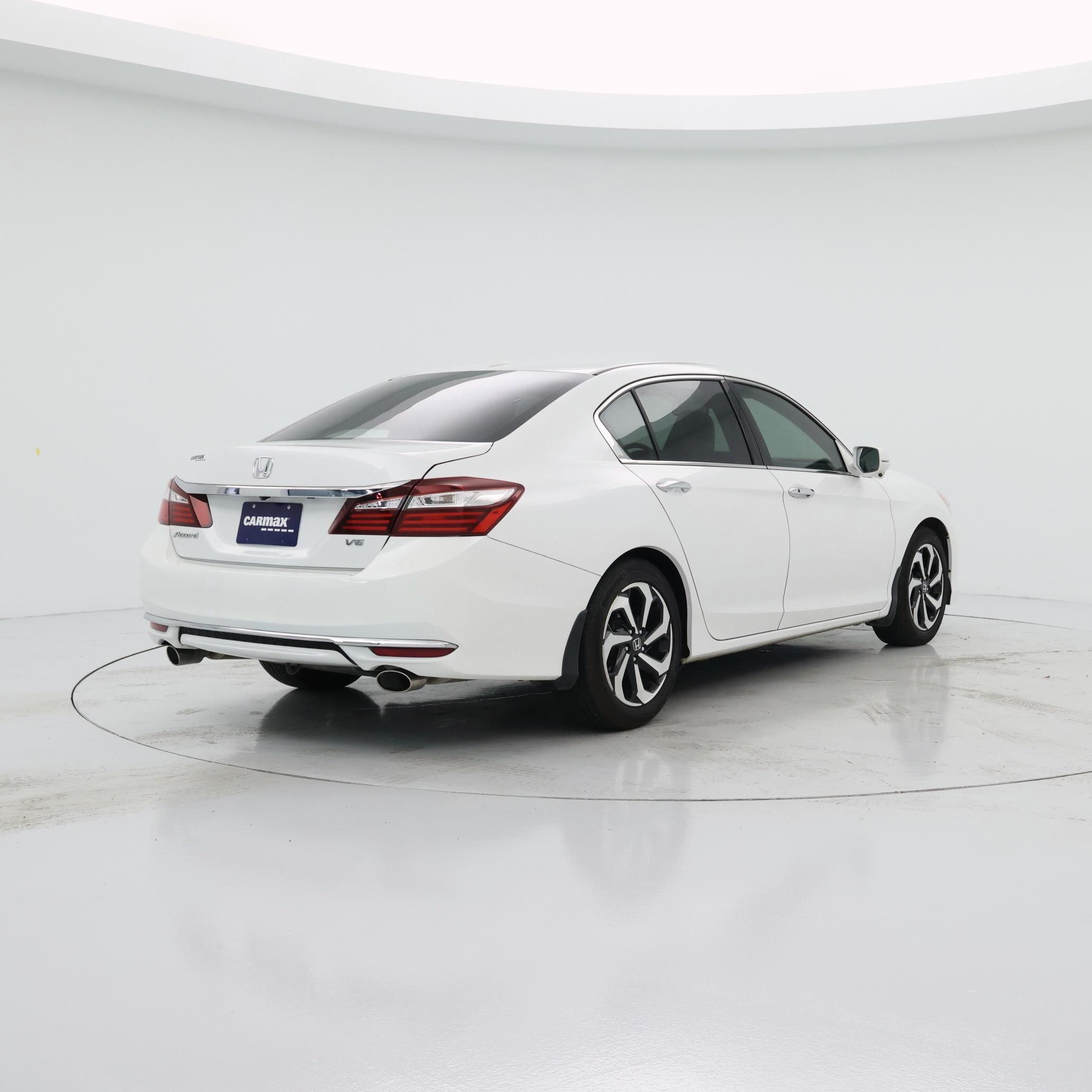 Thumbnail: 2016 Honda Accord - 8