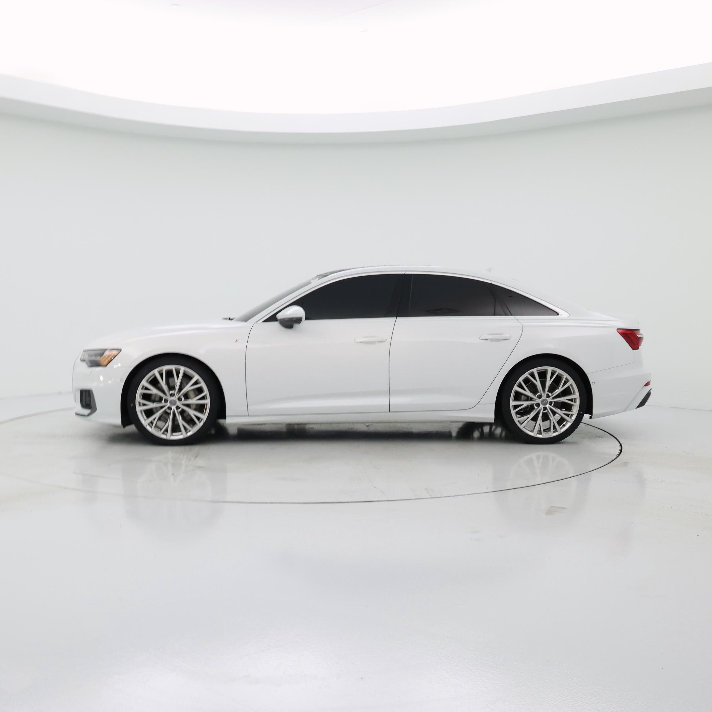 Thumbnail: 2020 Audi A6 - 3