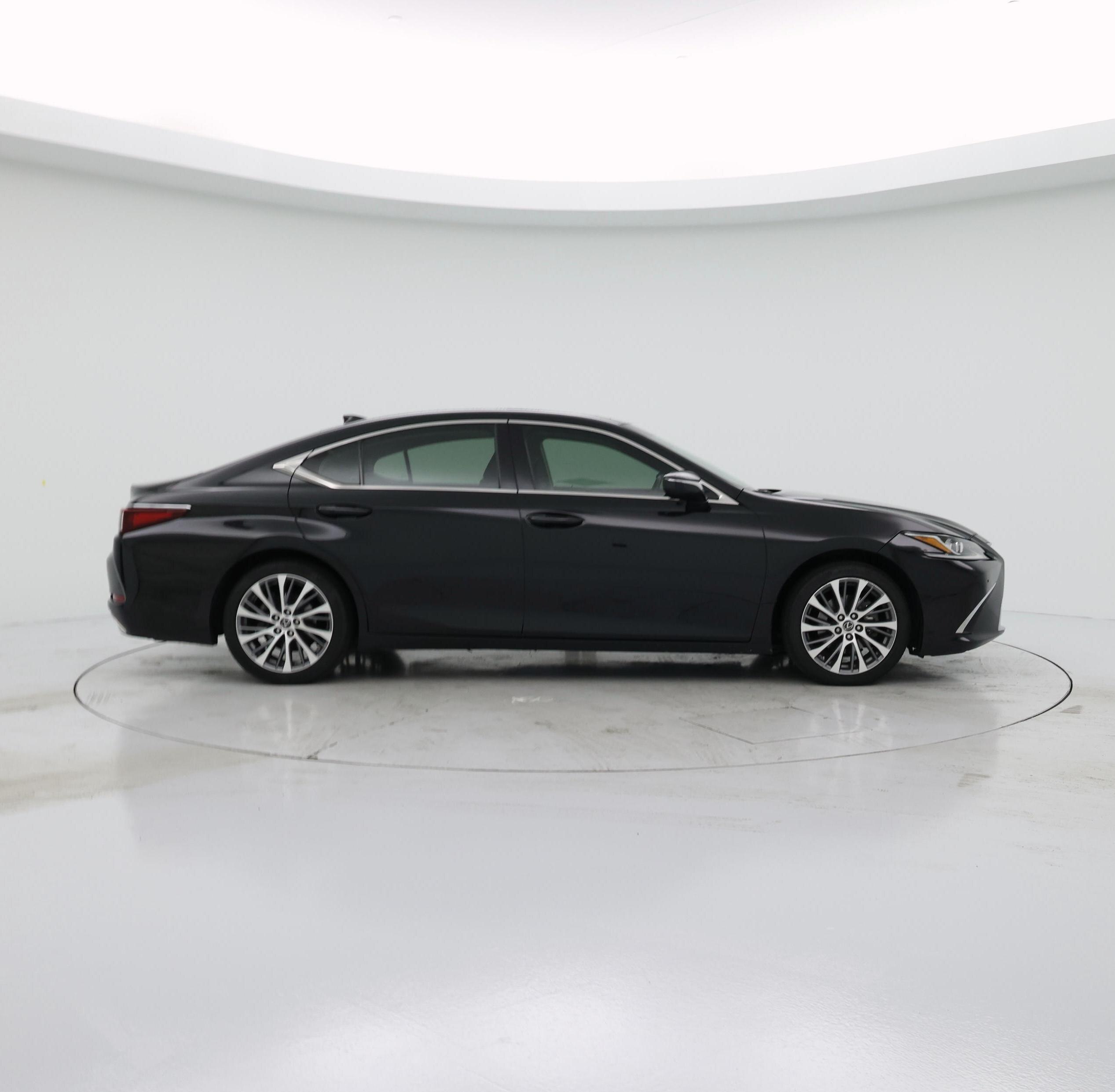 Thumbnail: 2019 Lexus ES - 7