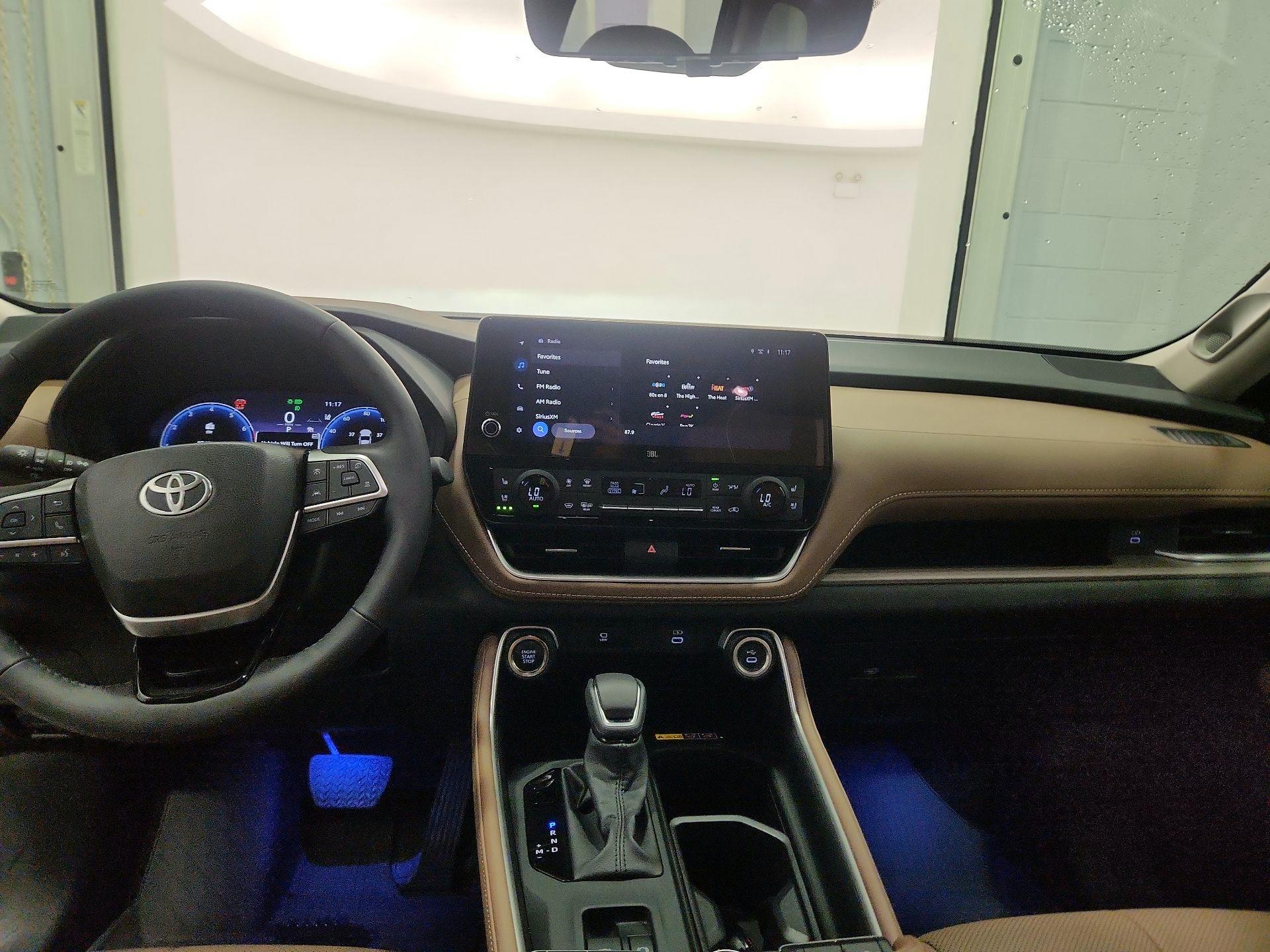 Thumbnail: 2026 Toyota Grand Highlander - 9