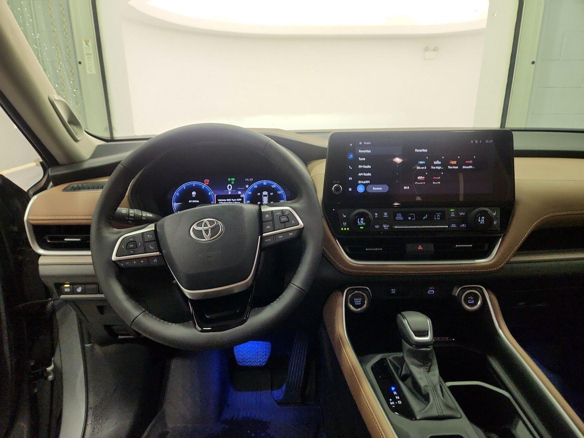Thumbnail: 2026 Toyota Grand Highlander - 10