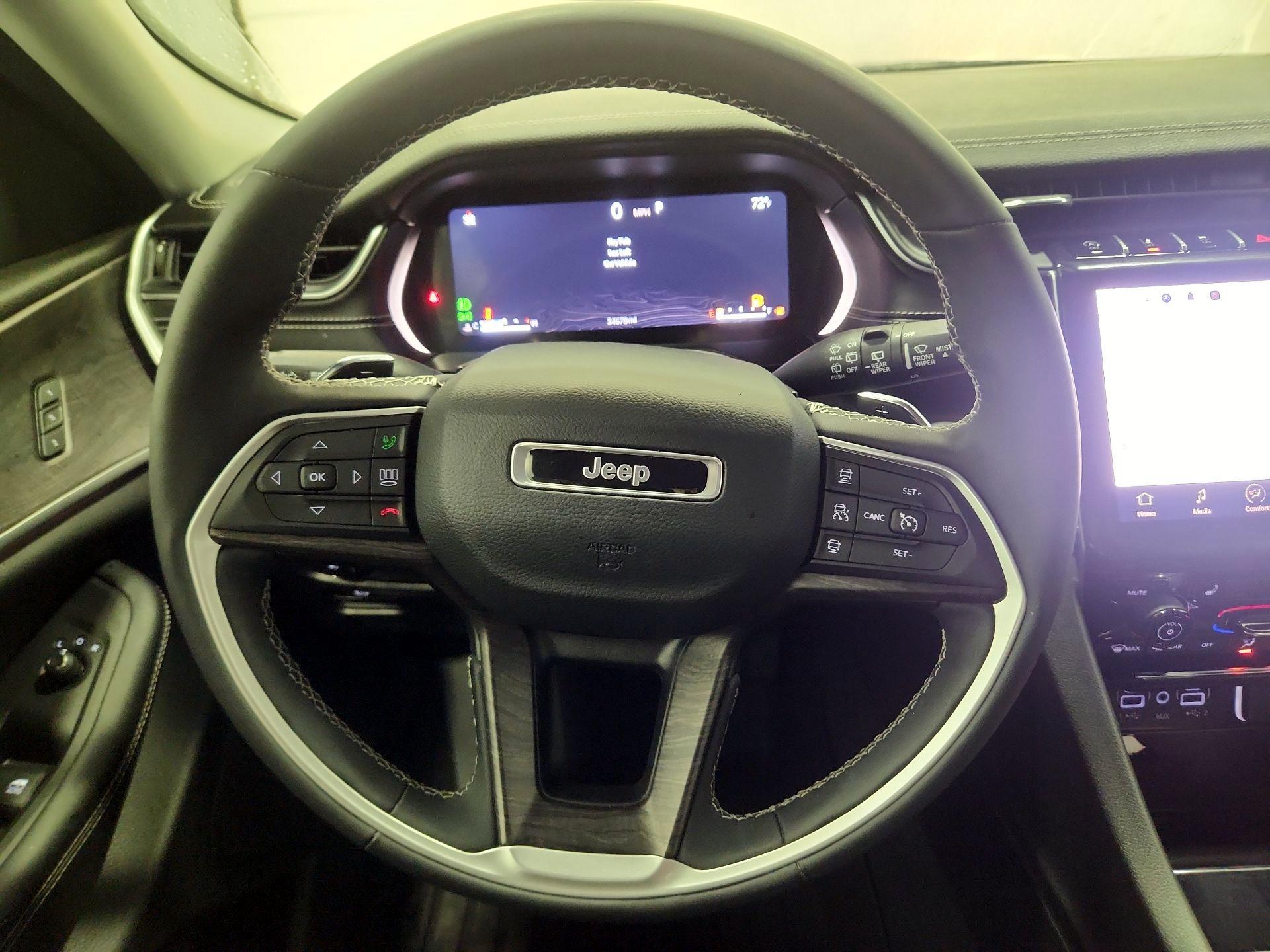 Thumbnail: 2023 Jeep Grand Cherokee L - 10