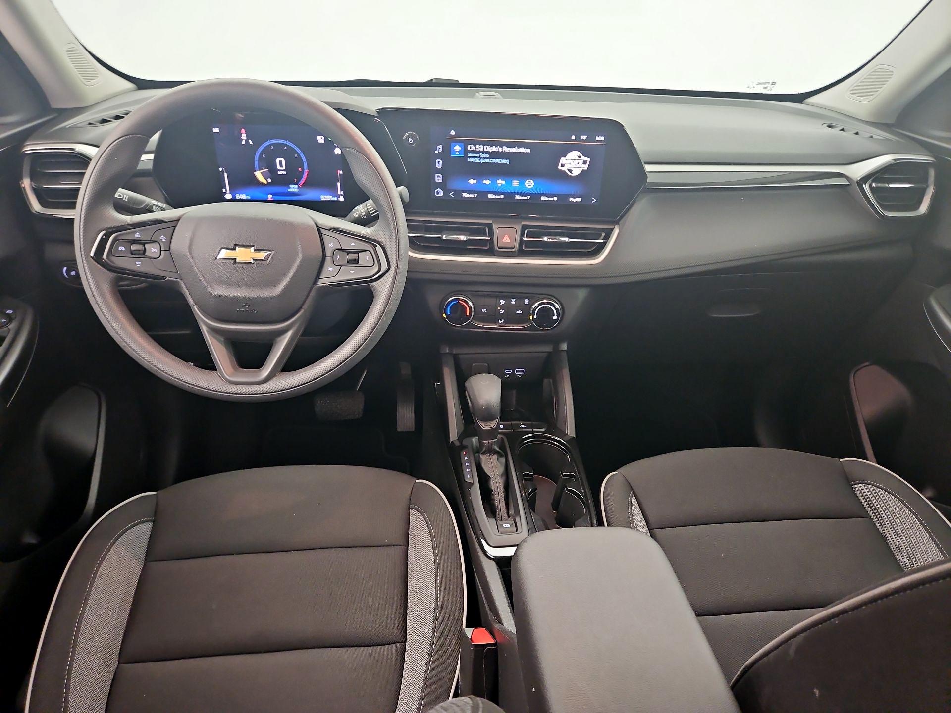 Thumbnail: 2025 Chevrolet TrailBlazer - 9