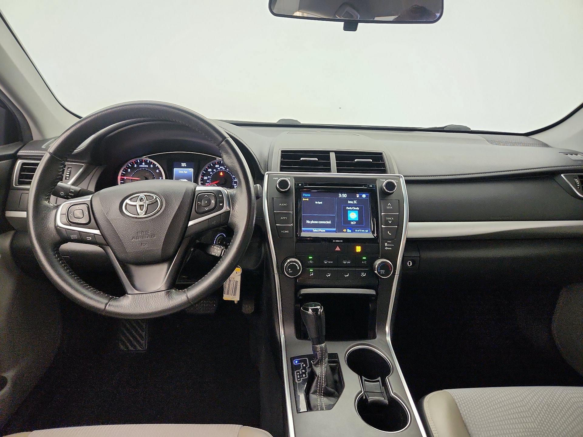 Thumbnail: 2017 Toyota Camry - 9