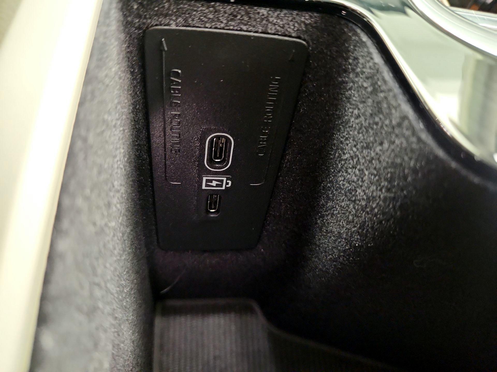 Thumbnail: 2024 Volvo XC90 - 19
