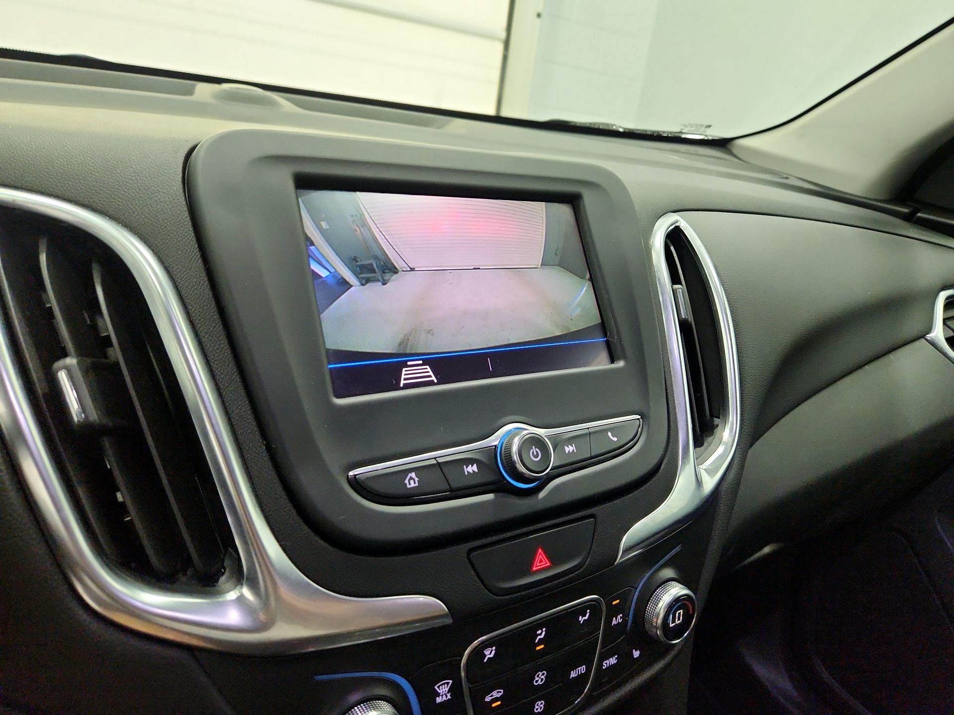 Thumbnail: 2021 Chevrolet Equinox - 14