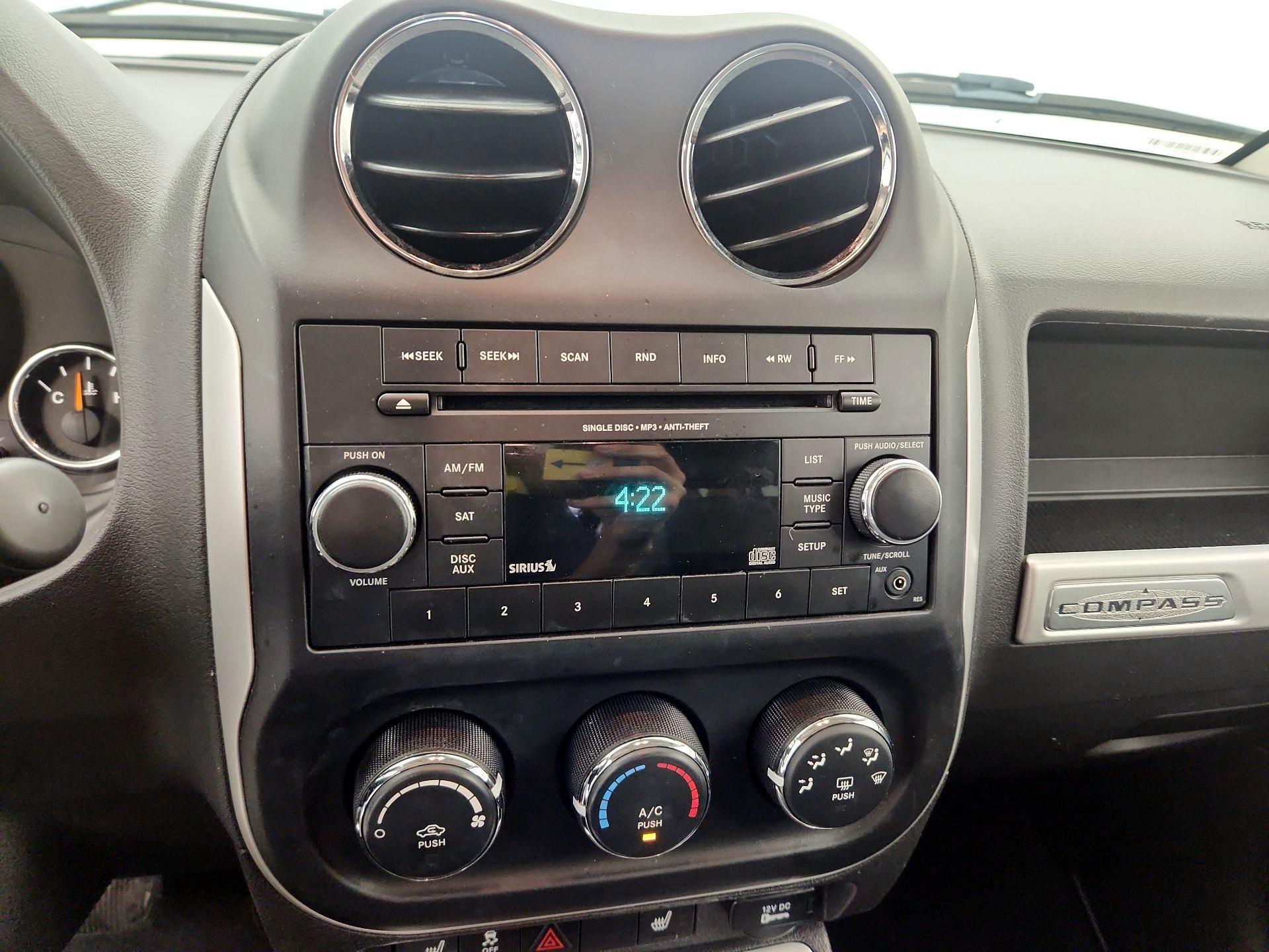 Thumbnail: 2014 Jeep Compass - 13