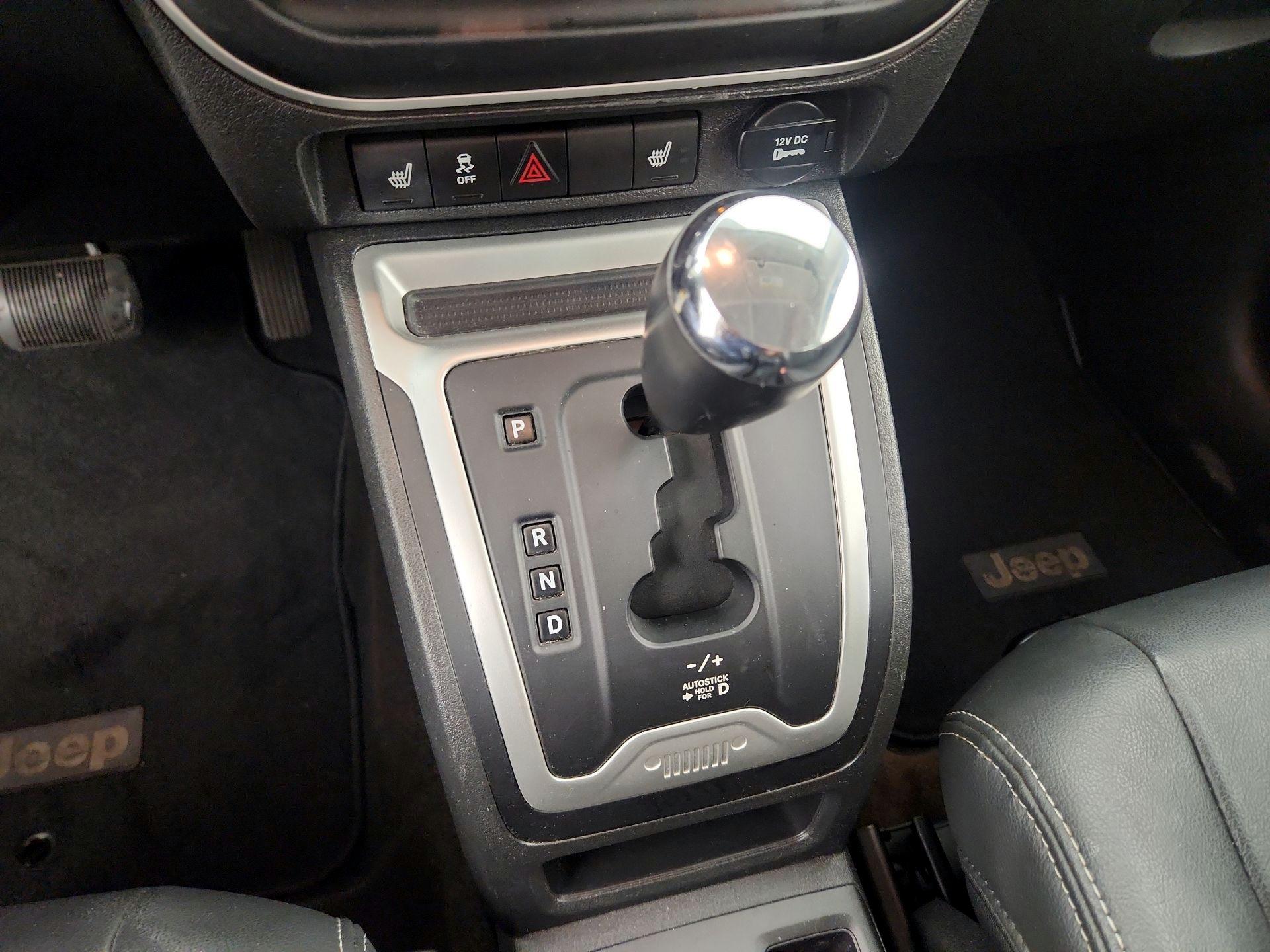 Thumbnail: 2014 Jeep Compass - 15