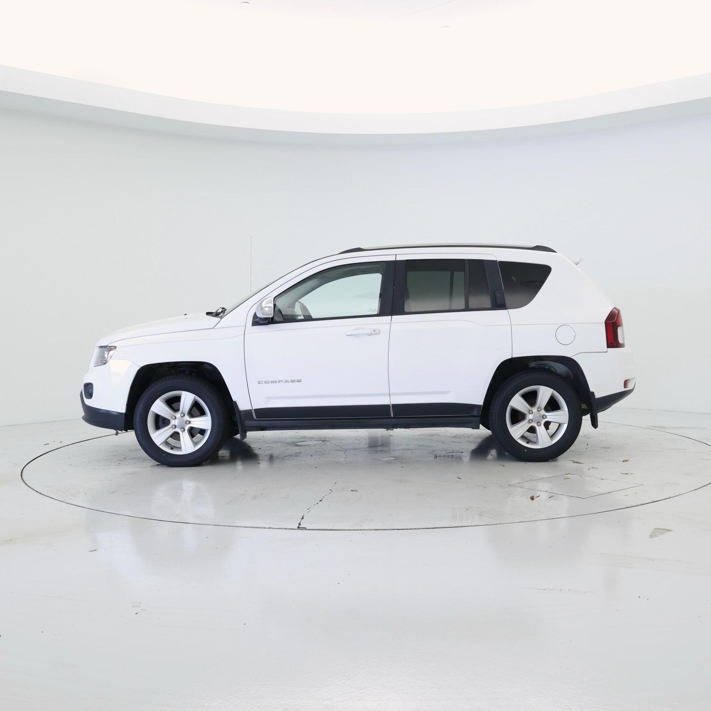 Thumbnail: 2014 Jeep Compass - 3