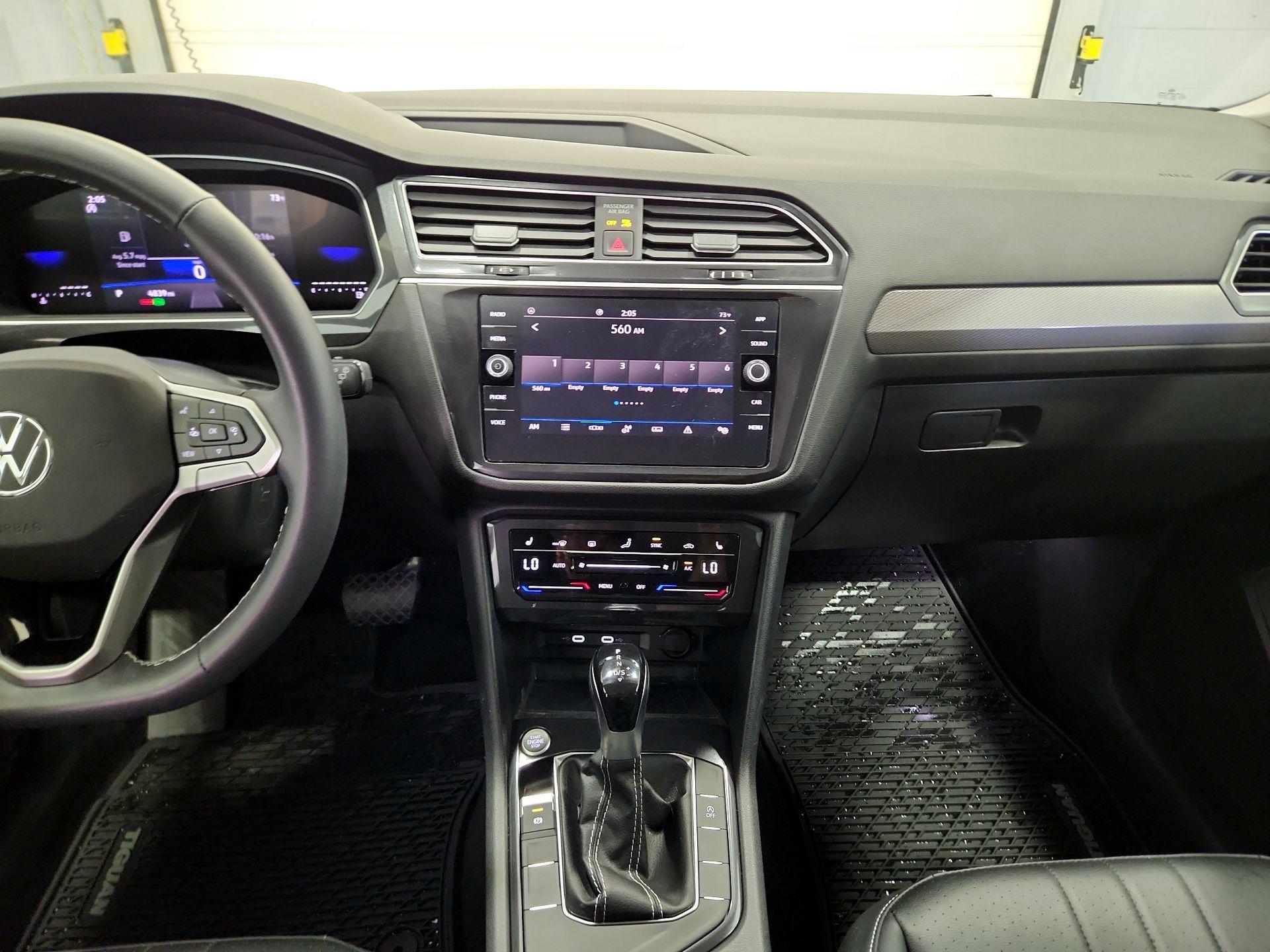 Thumbnail: 2024 Volkswagen Tiguan - 9