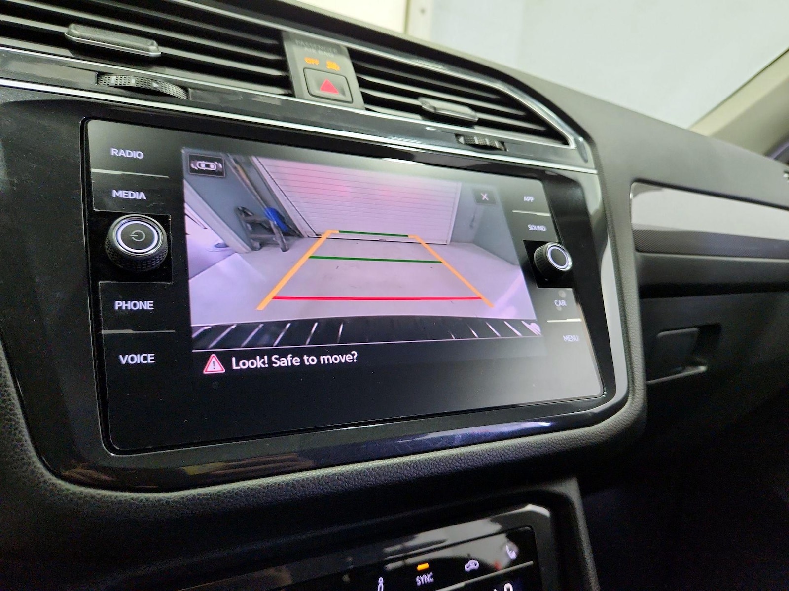 2024 Volkswagen Tiguan SE - Photo 15