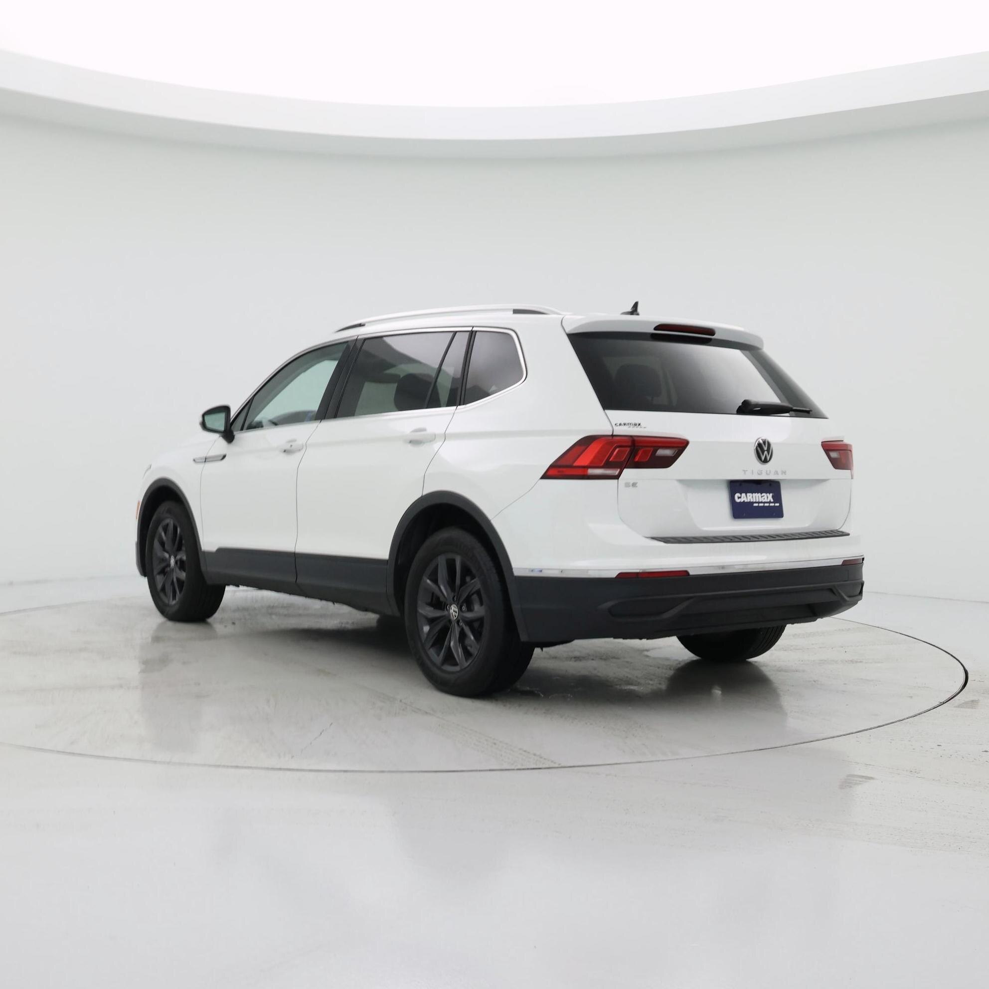 Thumbnail: 2024 Volkswagen Tiguan - 2